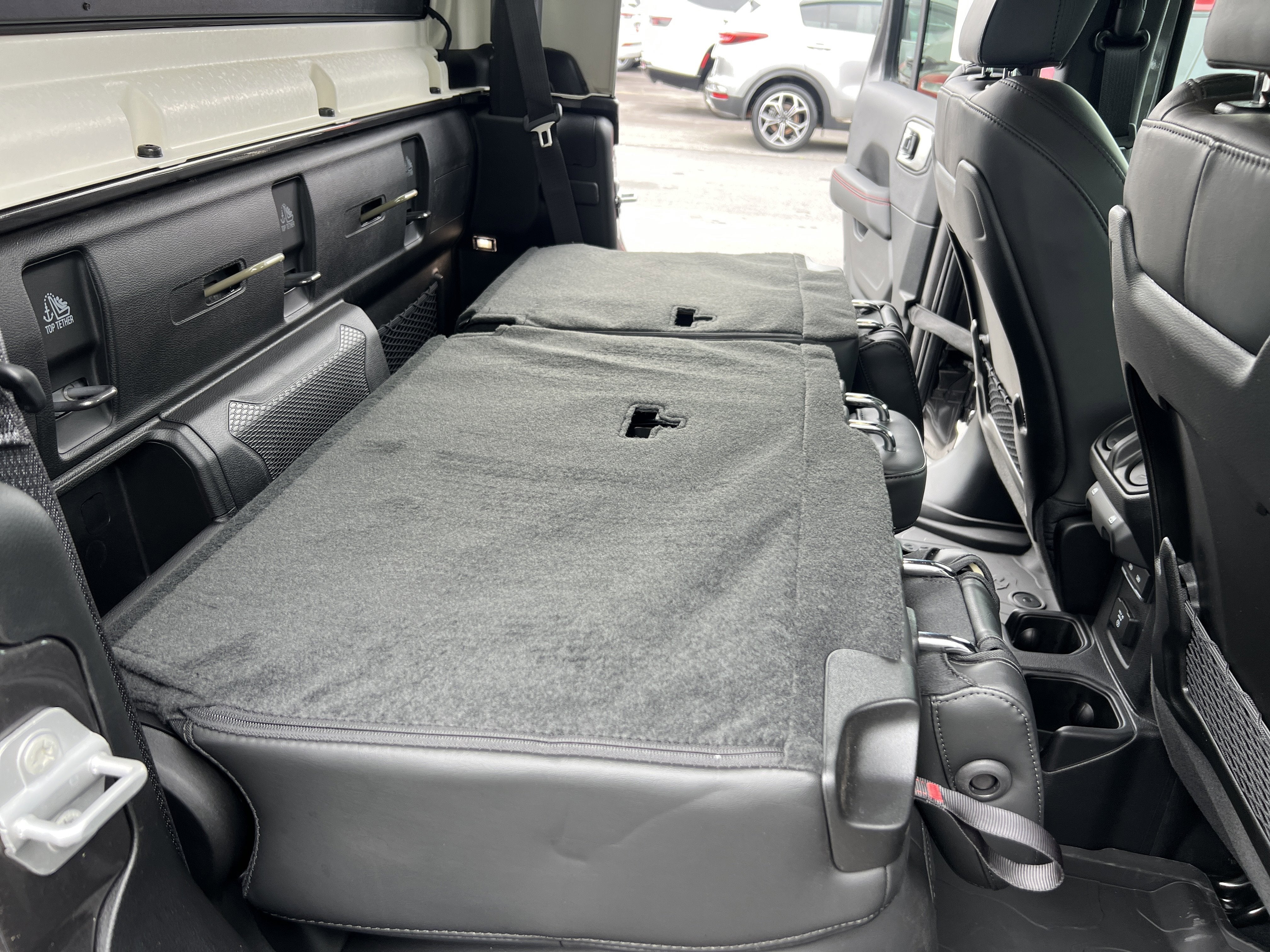2026 Jeep Gladiator Shadow Ops