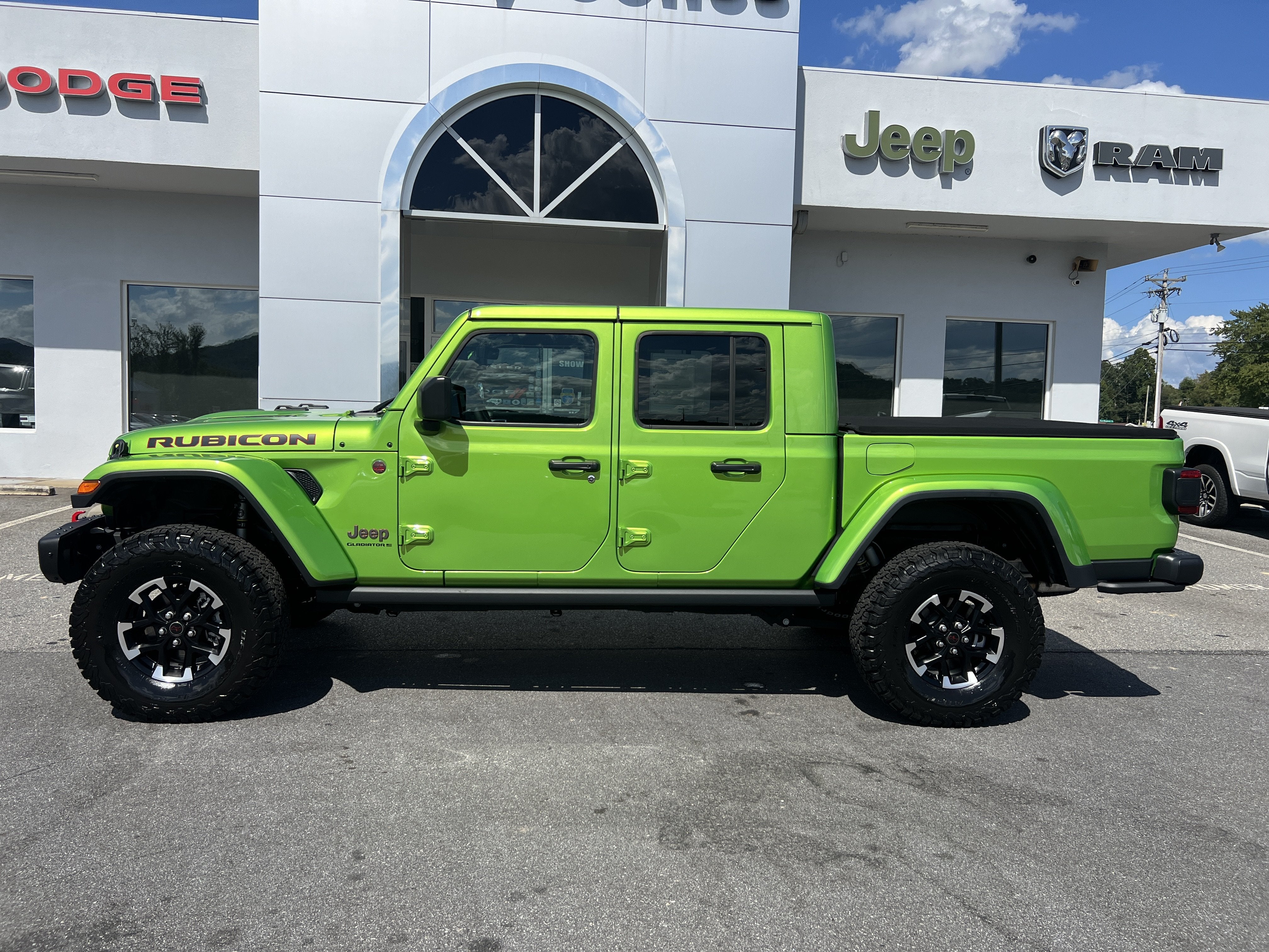 2025 Jeep Gladiator Rubicon X