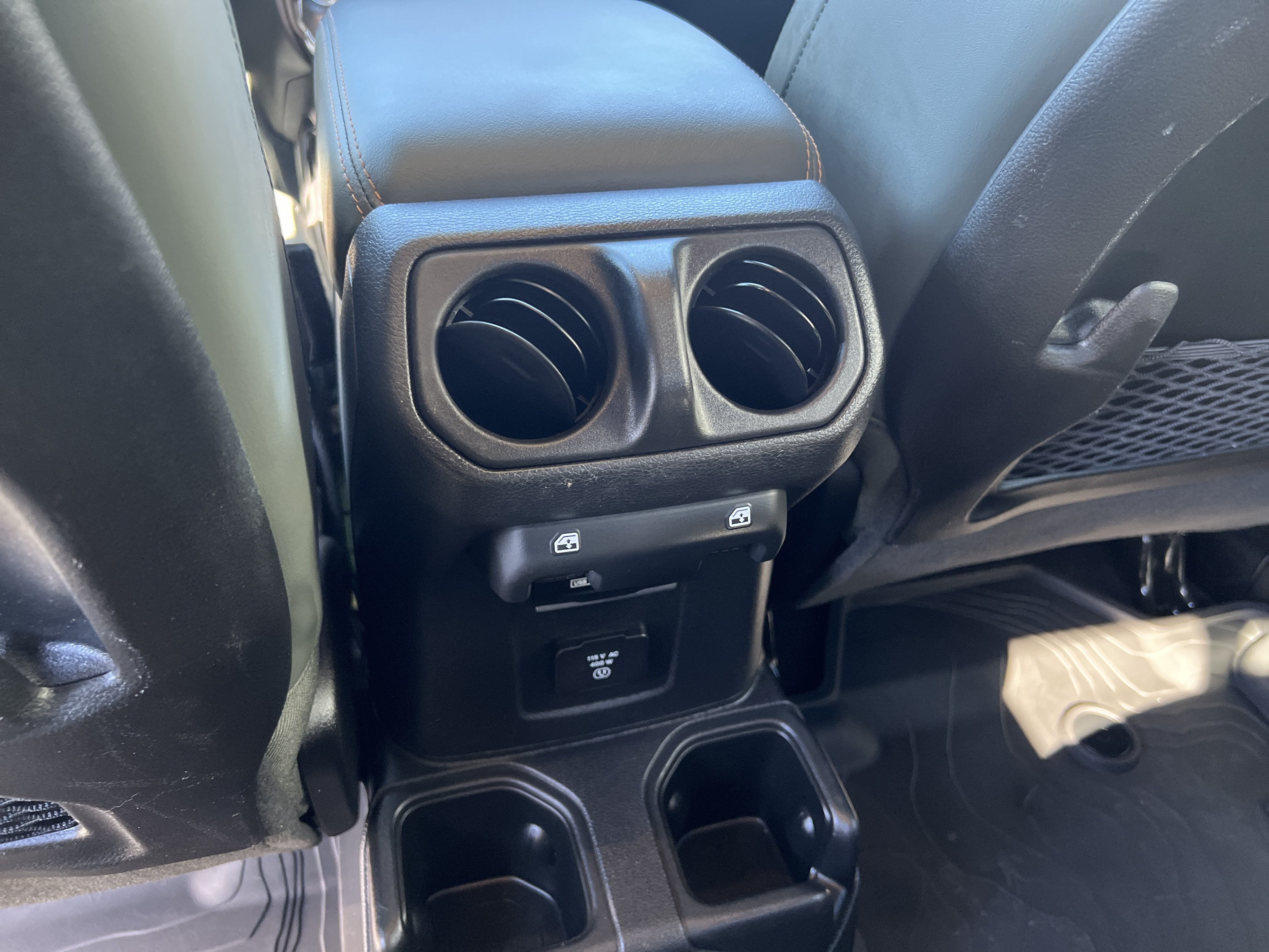 2025 Jeep Gladiator Mojave X