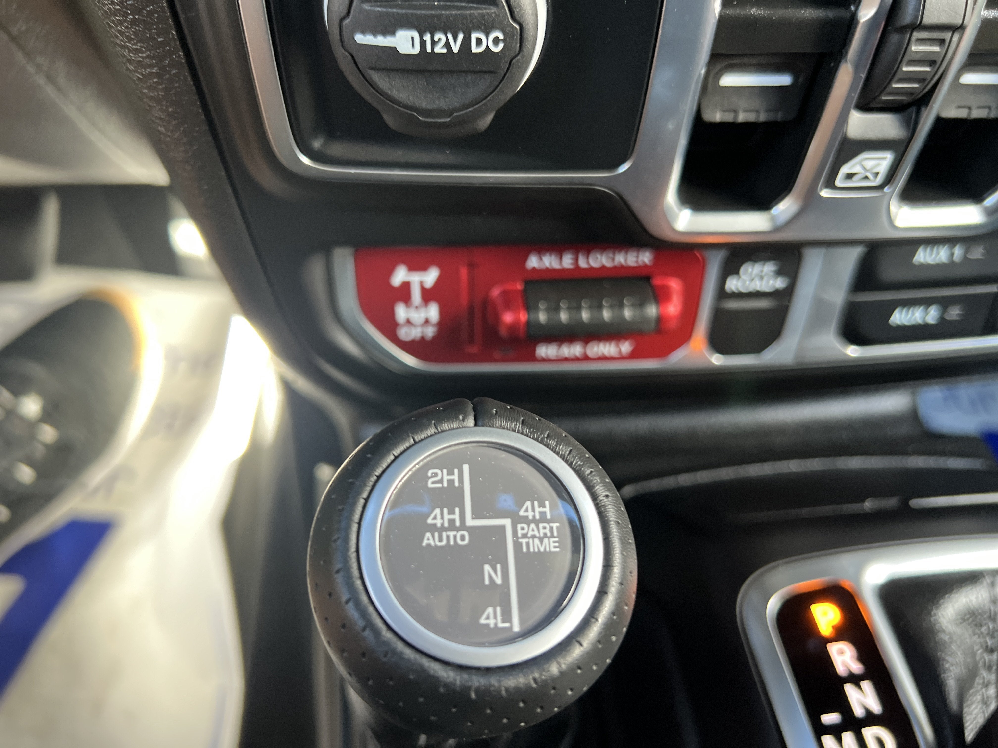 2025 Jeep Gladiator Mojave X