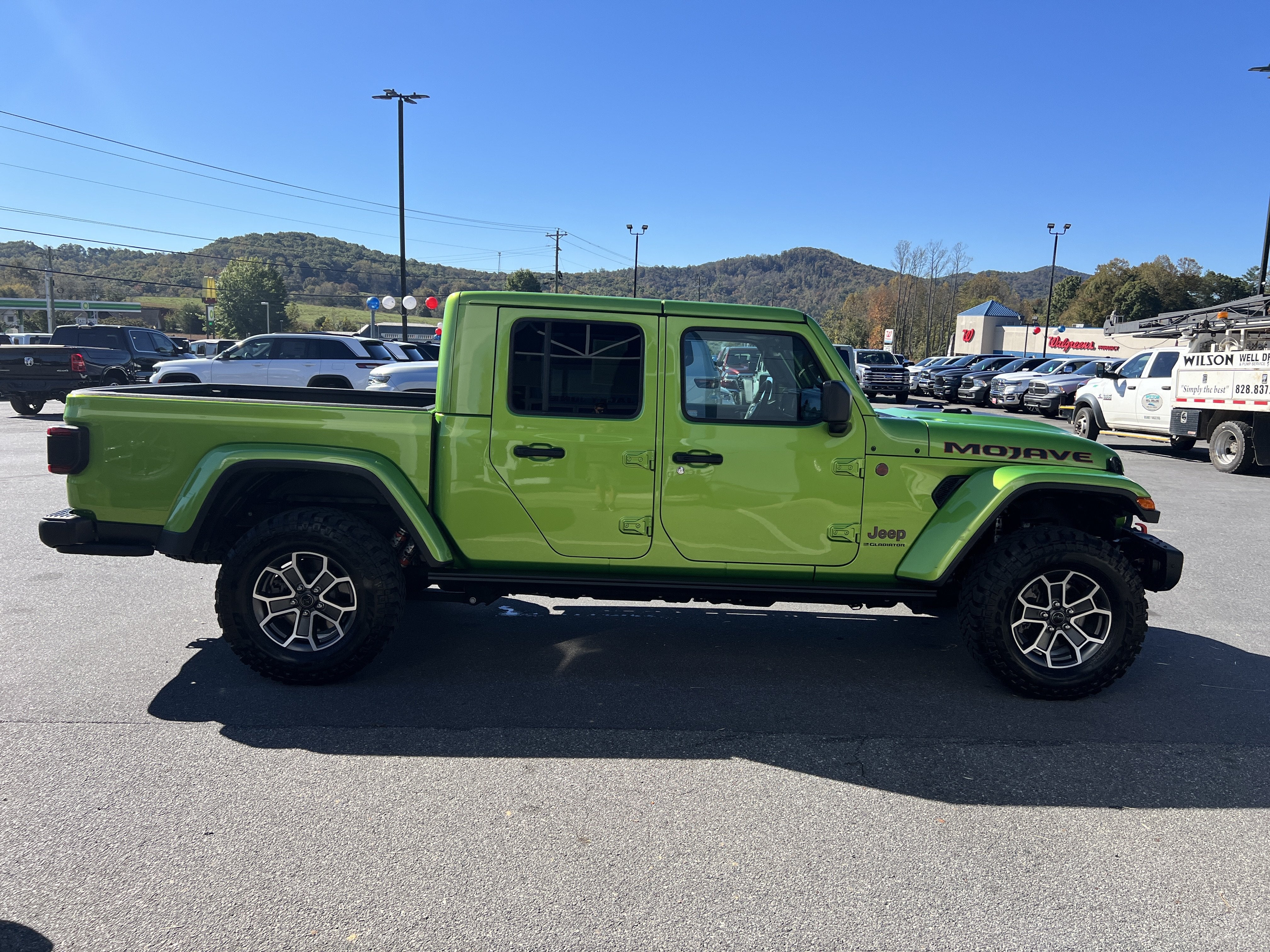 2025 Jeep Gladiator Mojave X