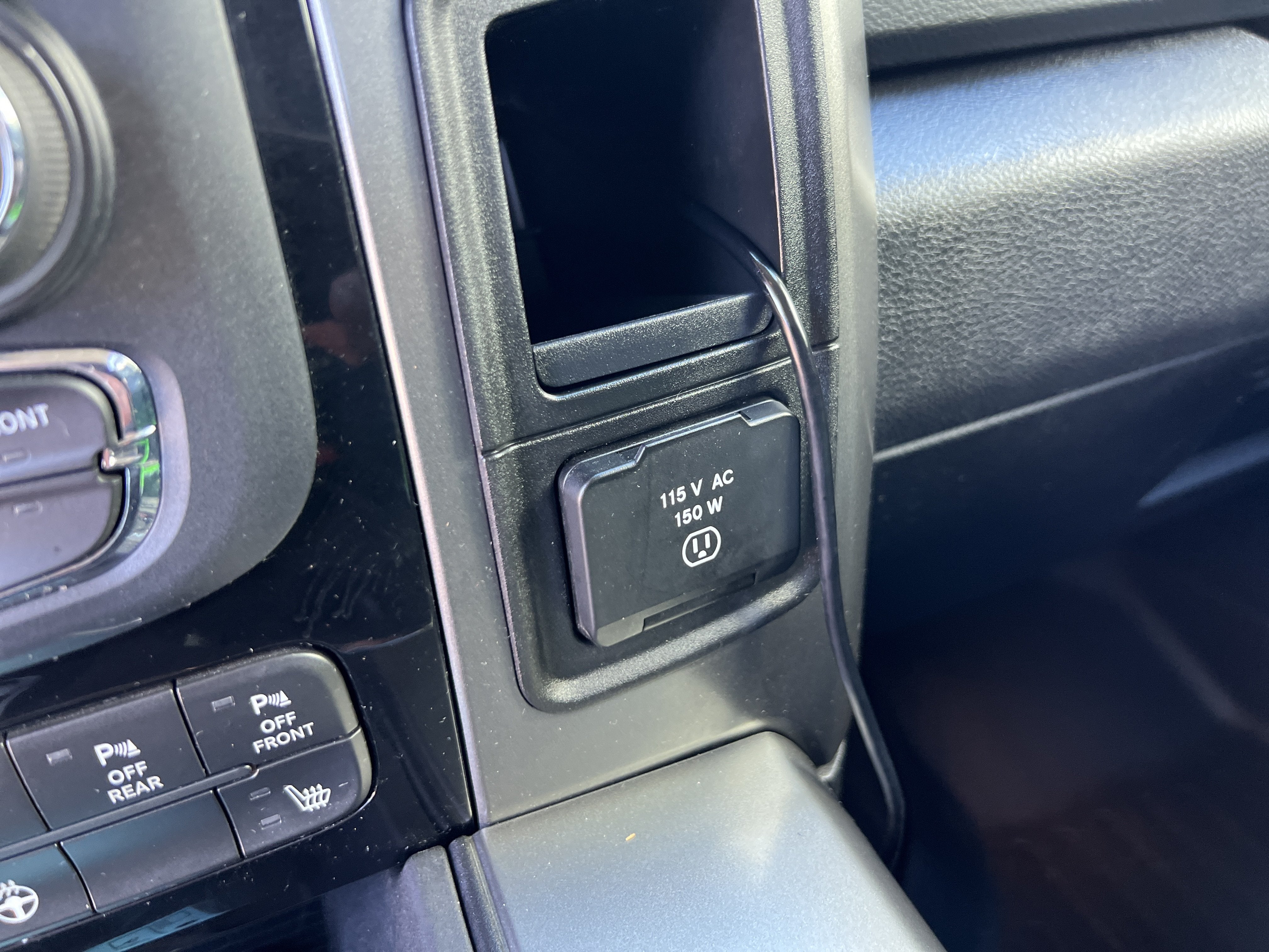 2018 RAM 1500 Night
