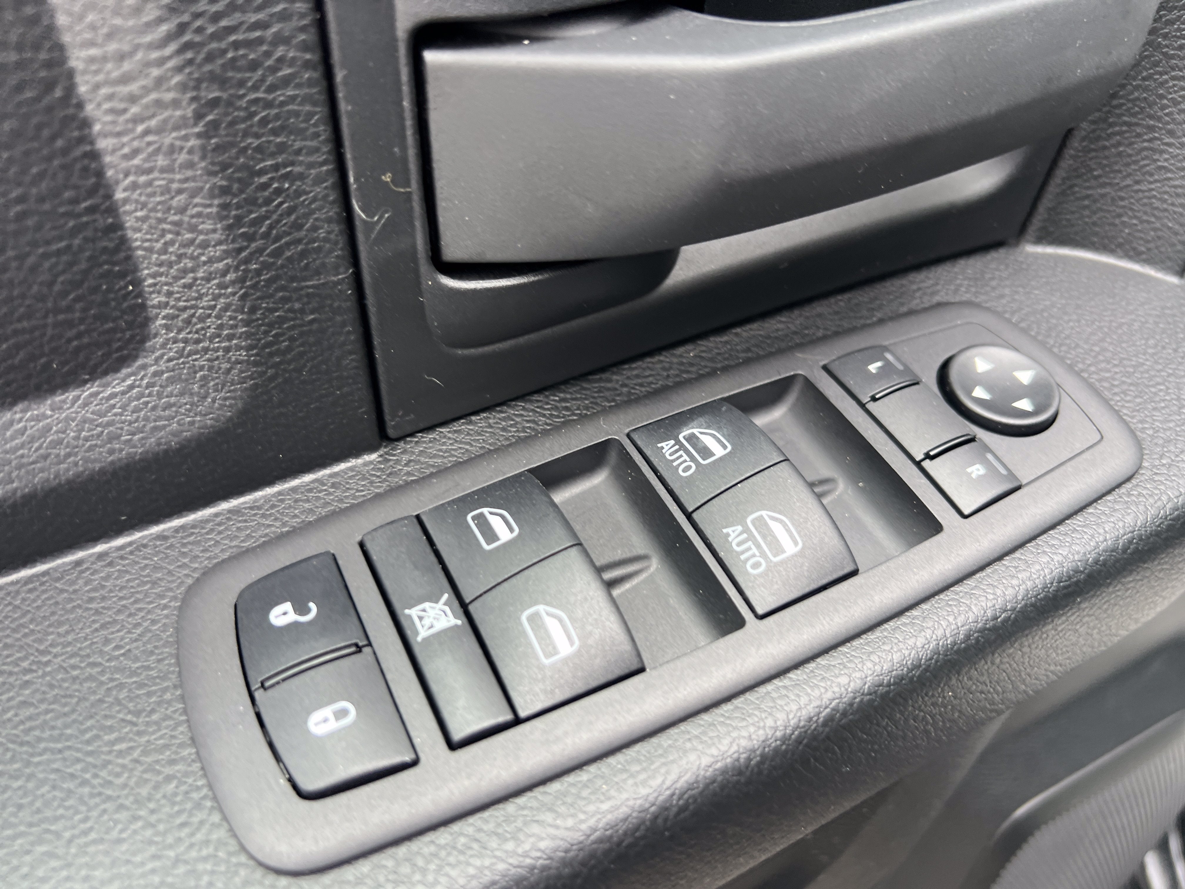 2024 RAM 1500 Classic SSV