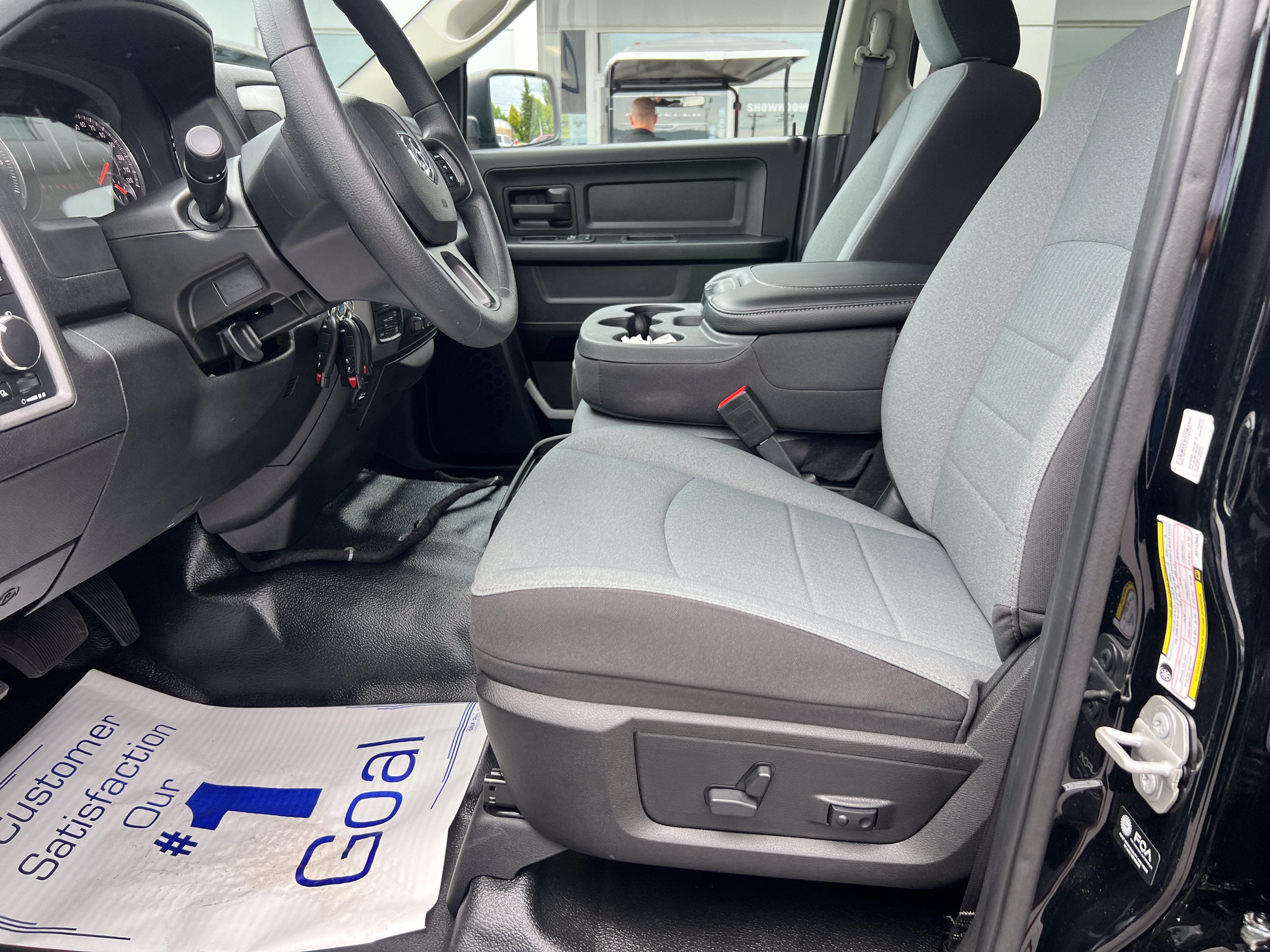 2024 RAM 1500 Classic SSV