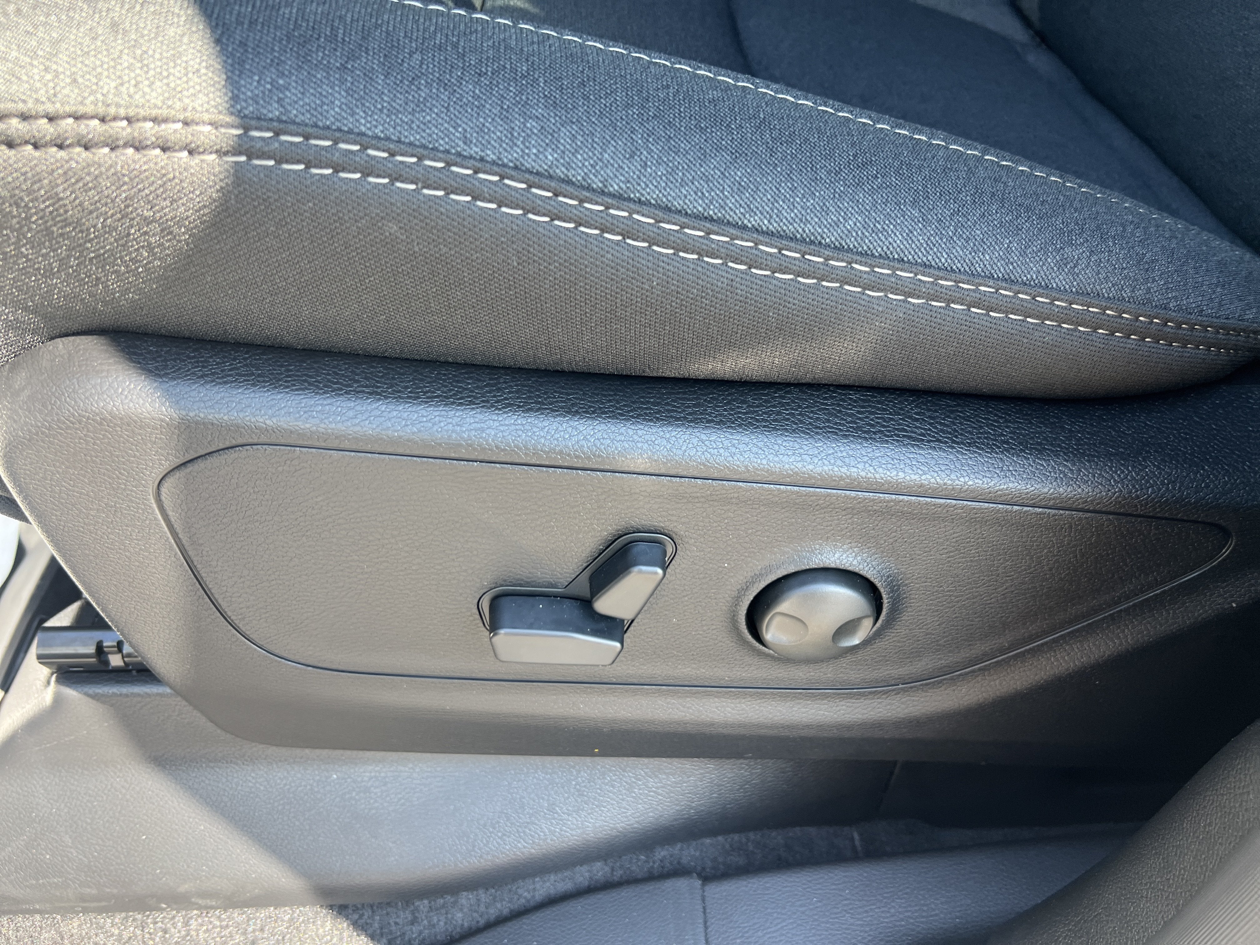 2027 RAM 1500 Big Horn