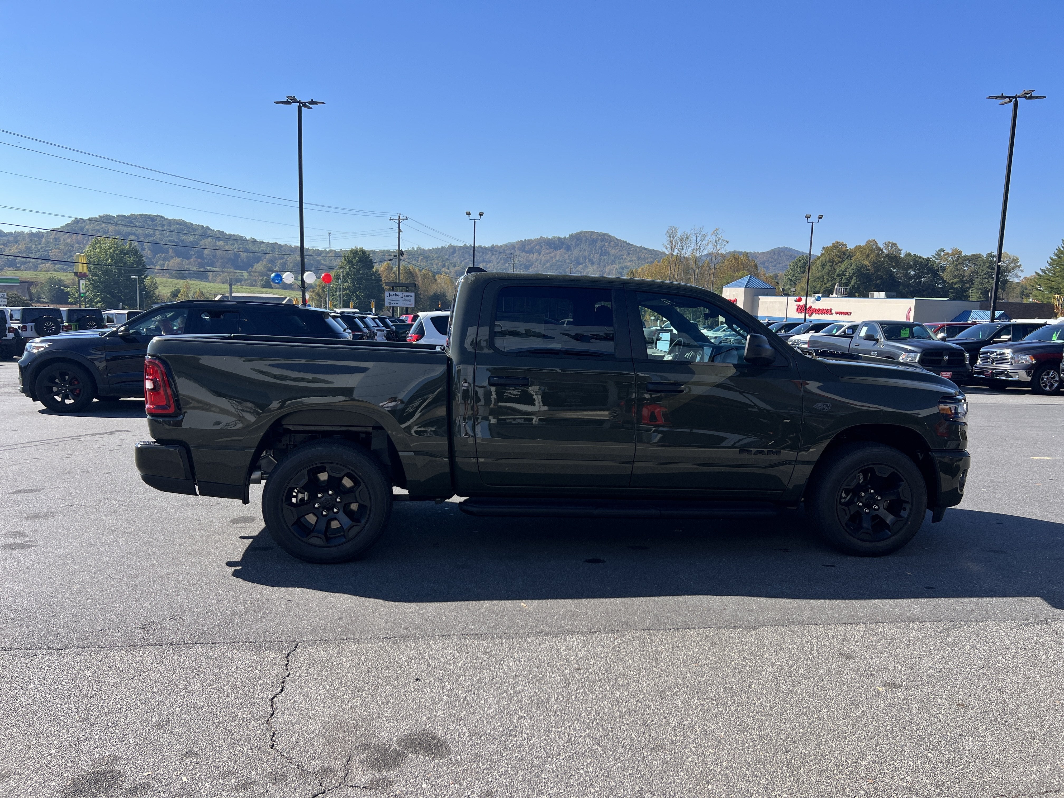 2027 RAM 1500 Express