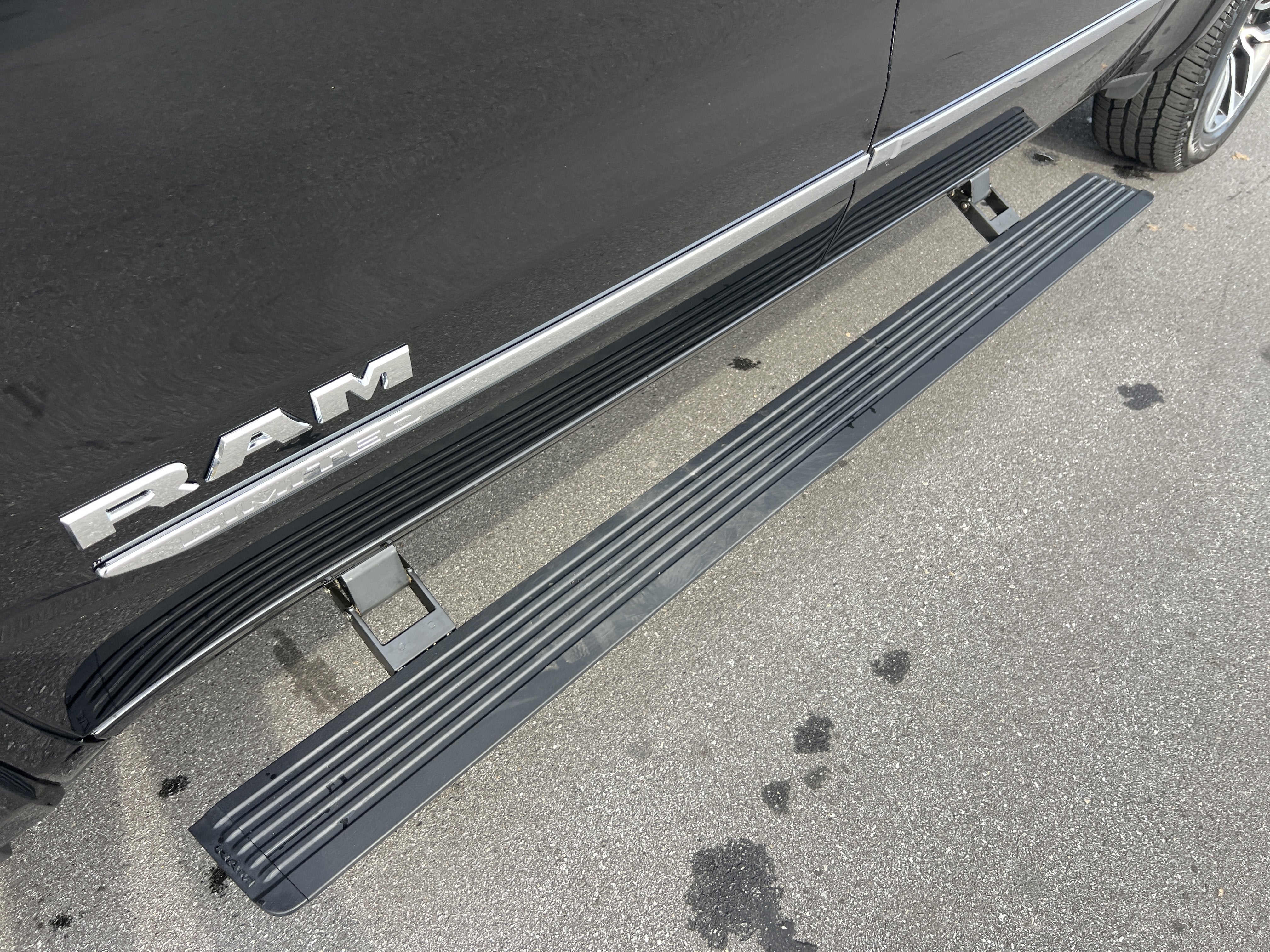 2025 RAM 1500 Limited