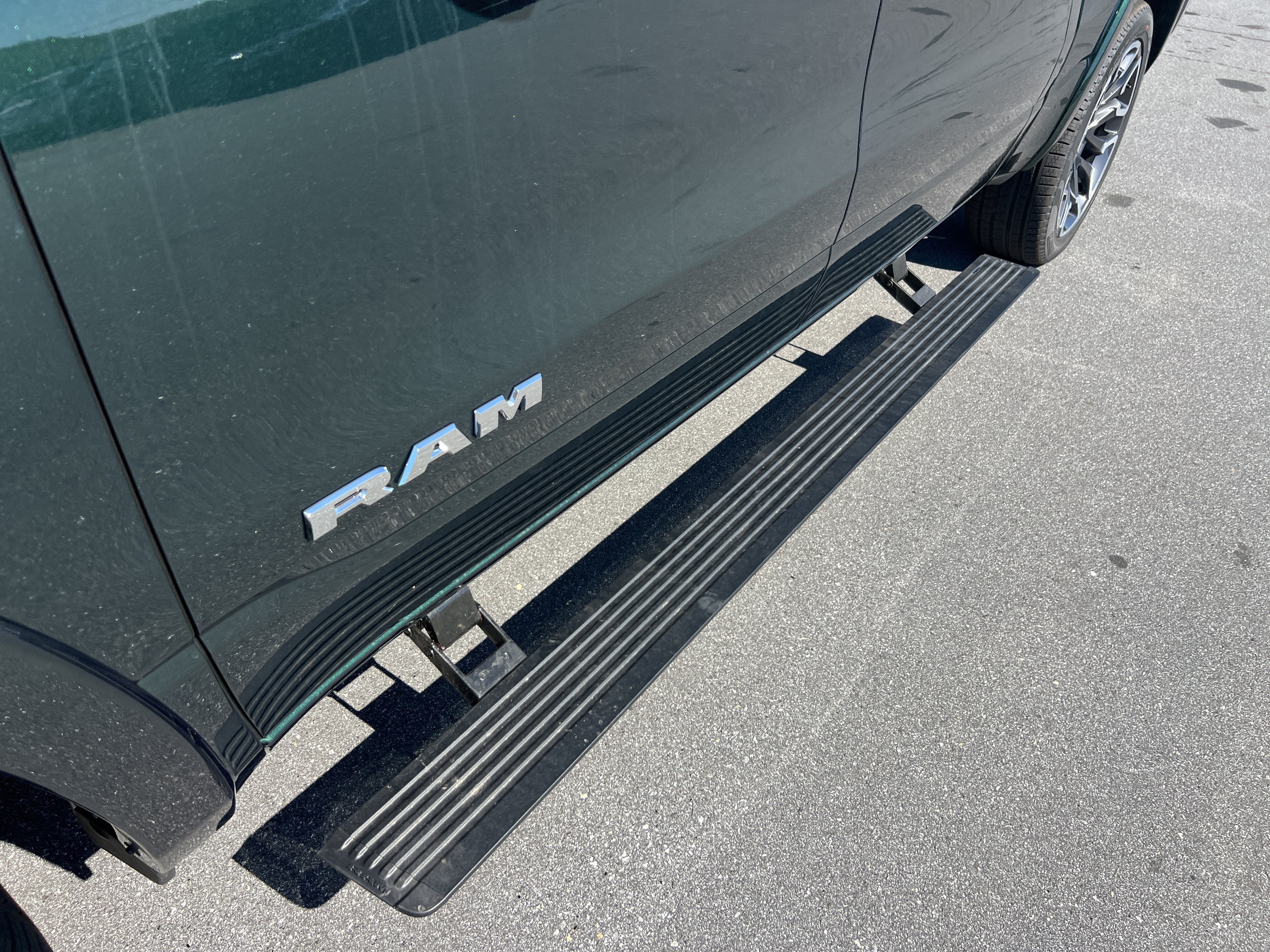 2027 RAM 1500 Longhorn