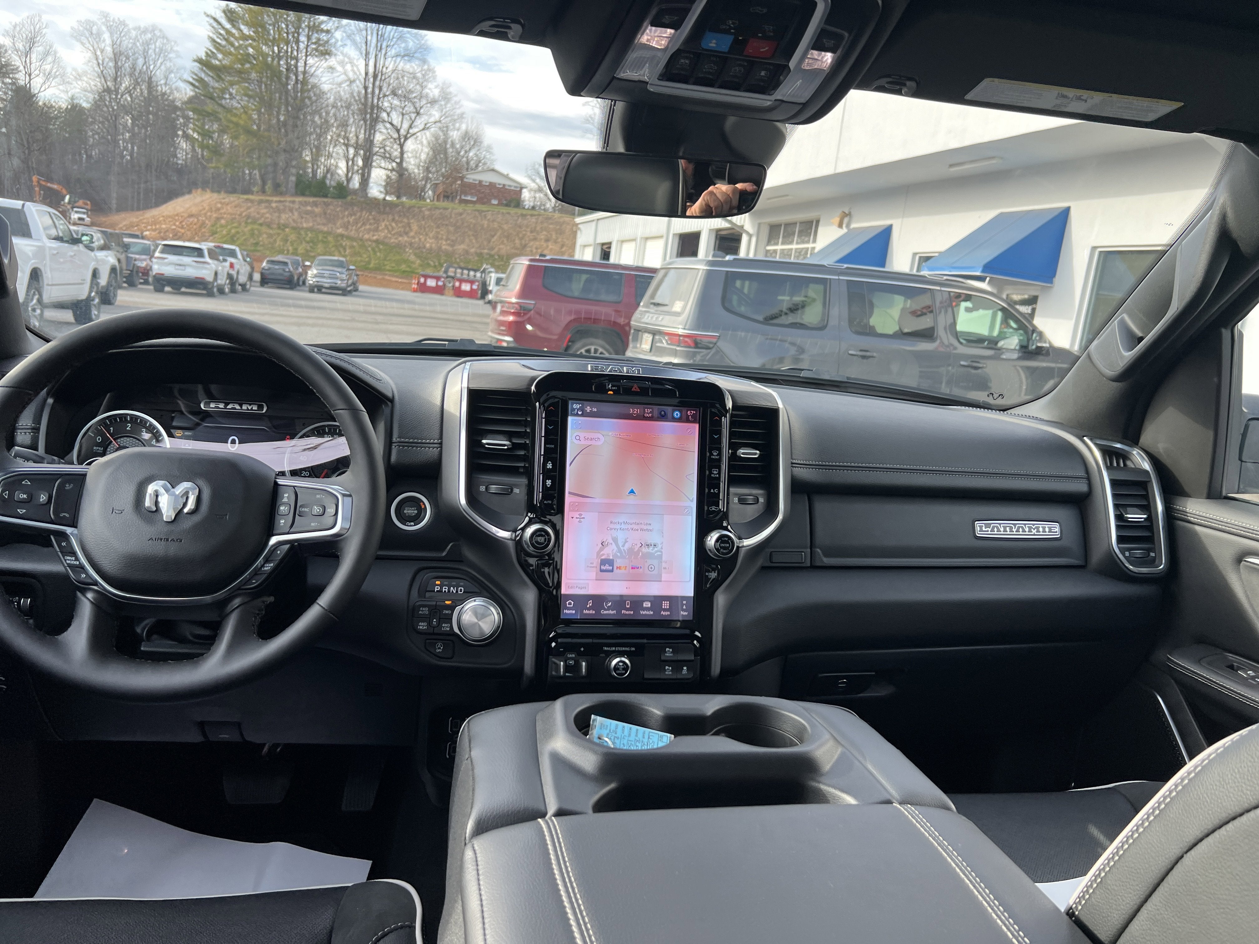 2025 RAM 1500 Laramie