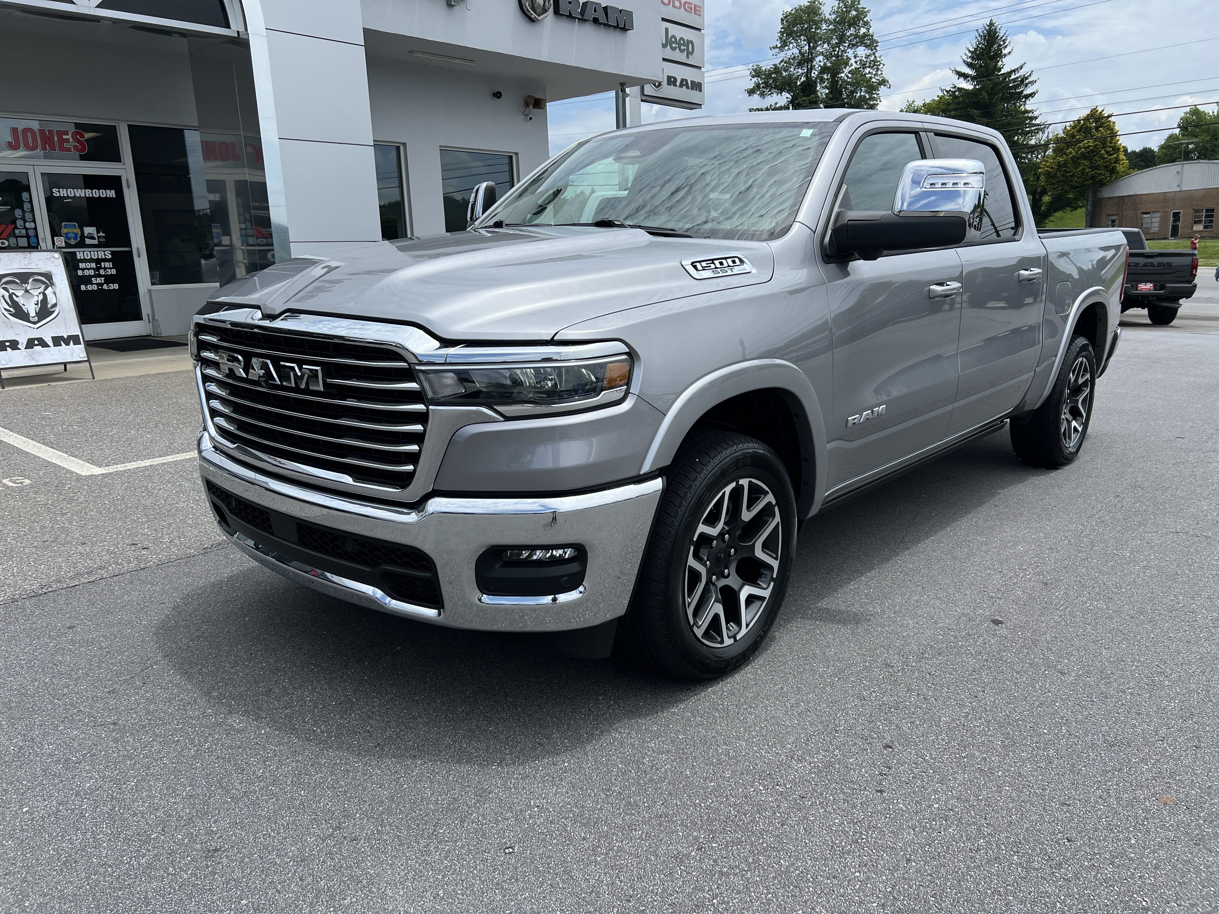 2025 RAM 1500 Laramie