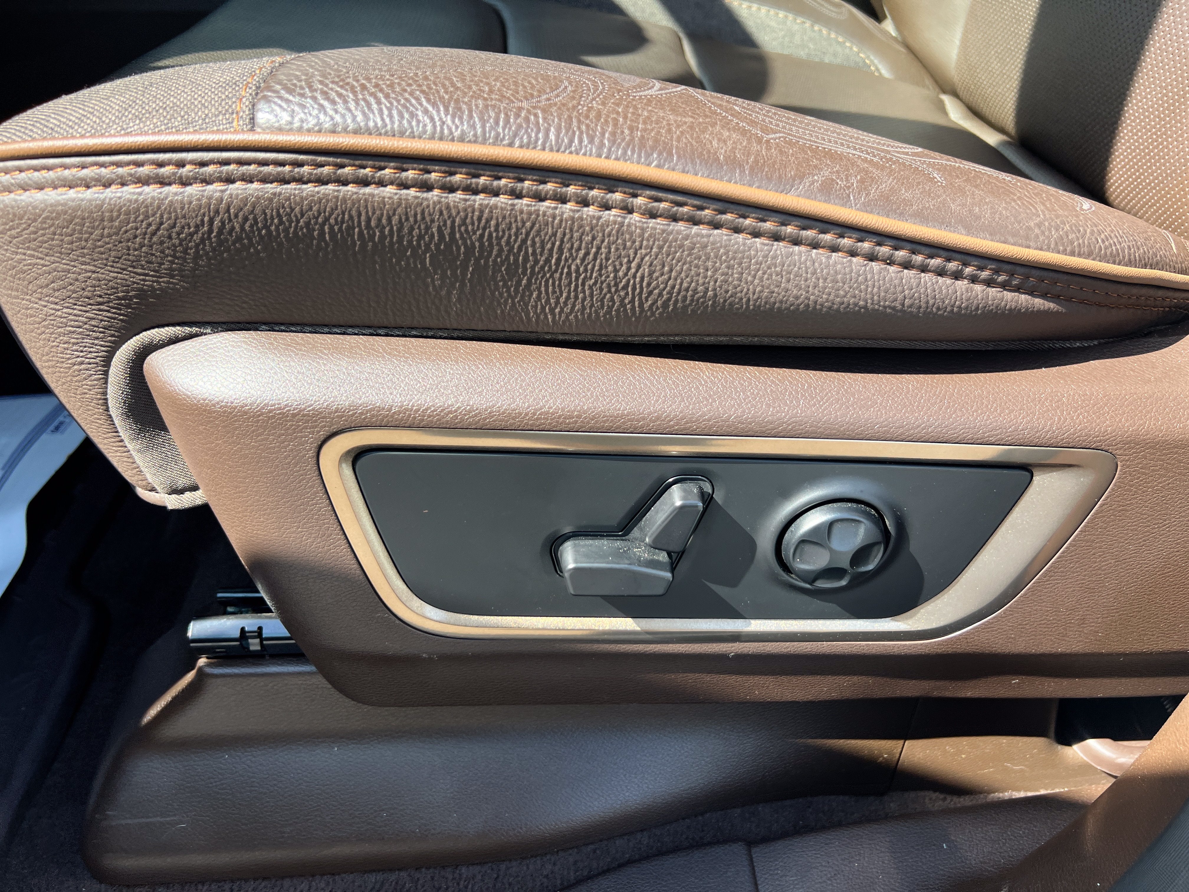 2025 RAM 1500 Longhorn