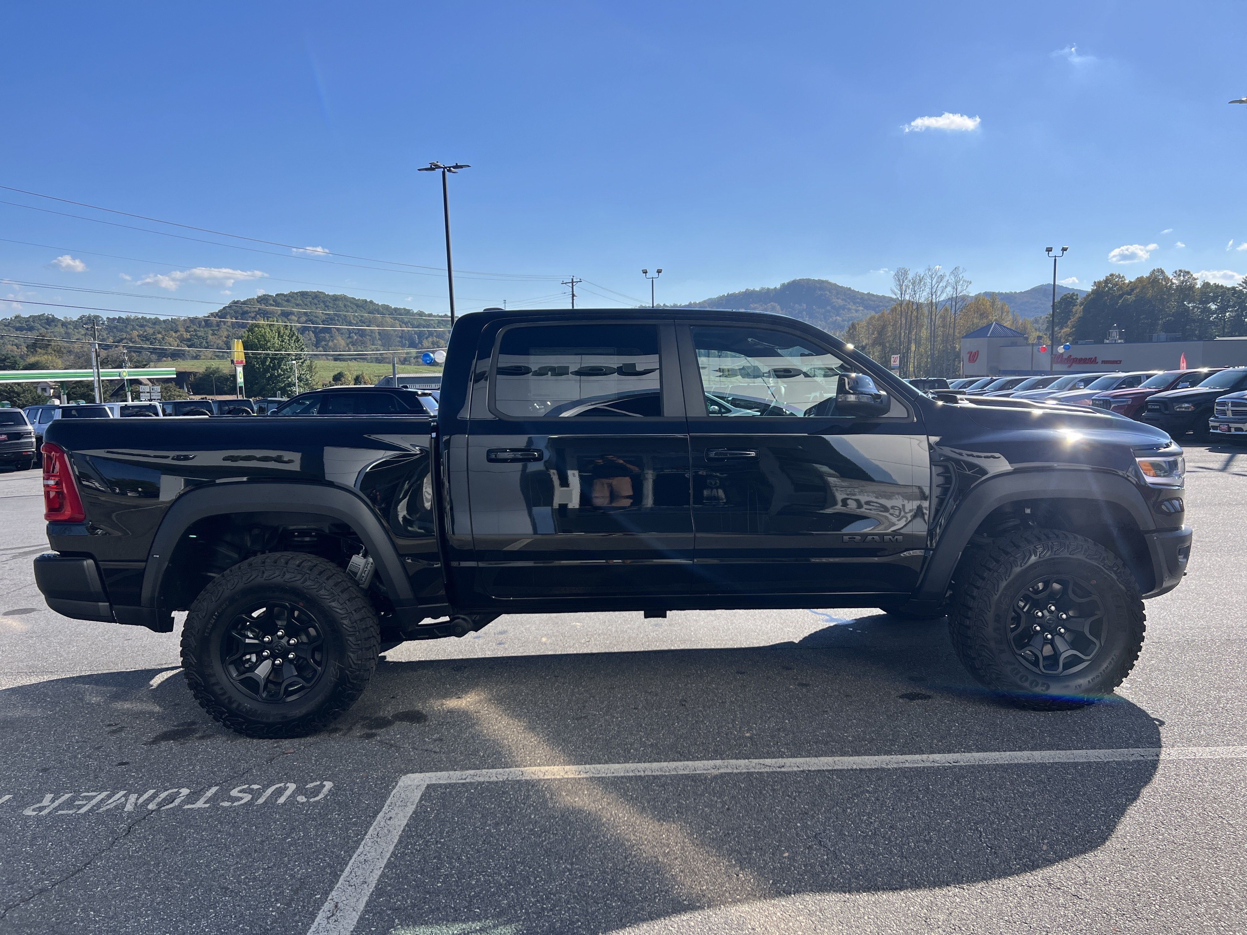 2027 RAM 1500 RHO
