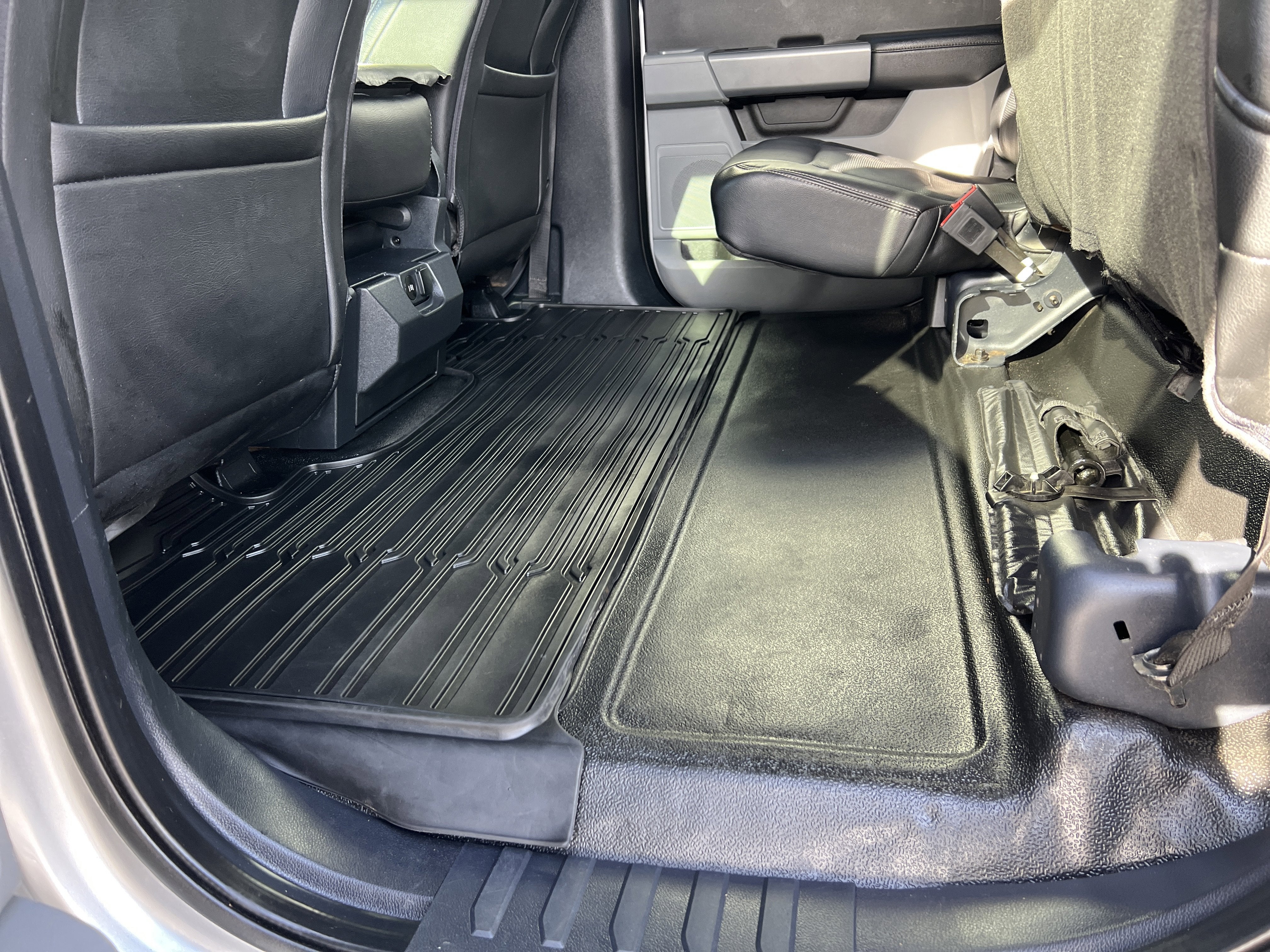 2024 Ford Super Duty F-450 DRW XLT