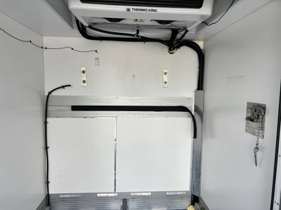 2023 Ford E-Series Cutaway Base