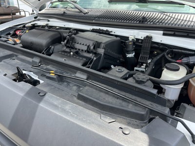 2023 Ford E-Series Cutaway Base
