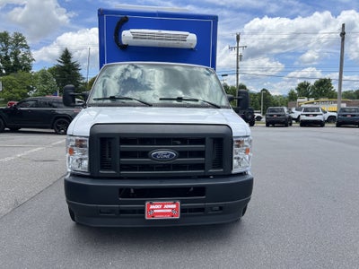 2023 Ford E-Series Cutaway Base