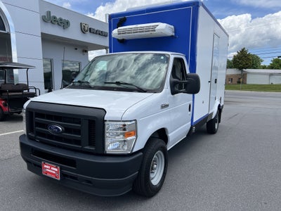 2023 Ford E-Series Cutaway Base