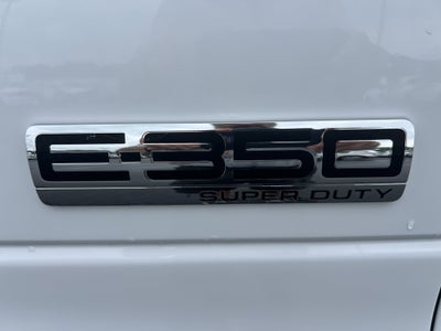 2023 Ford E-Series Cutaway Base