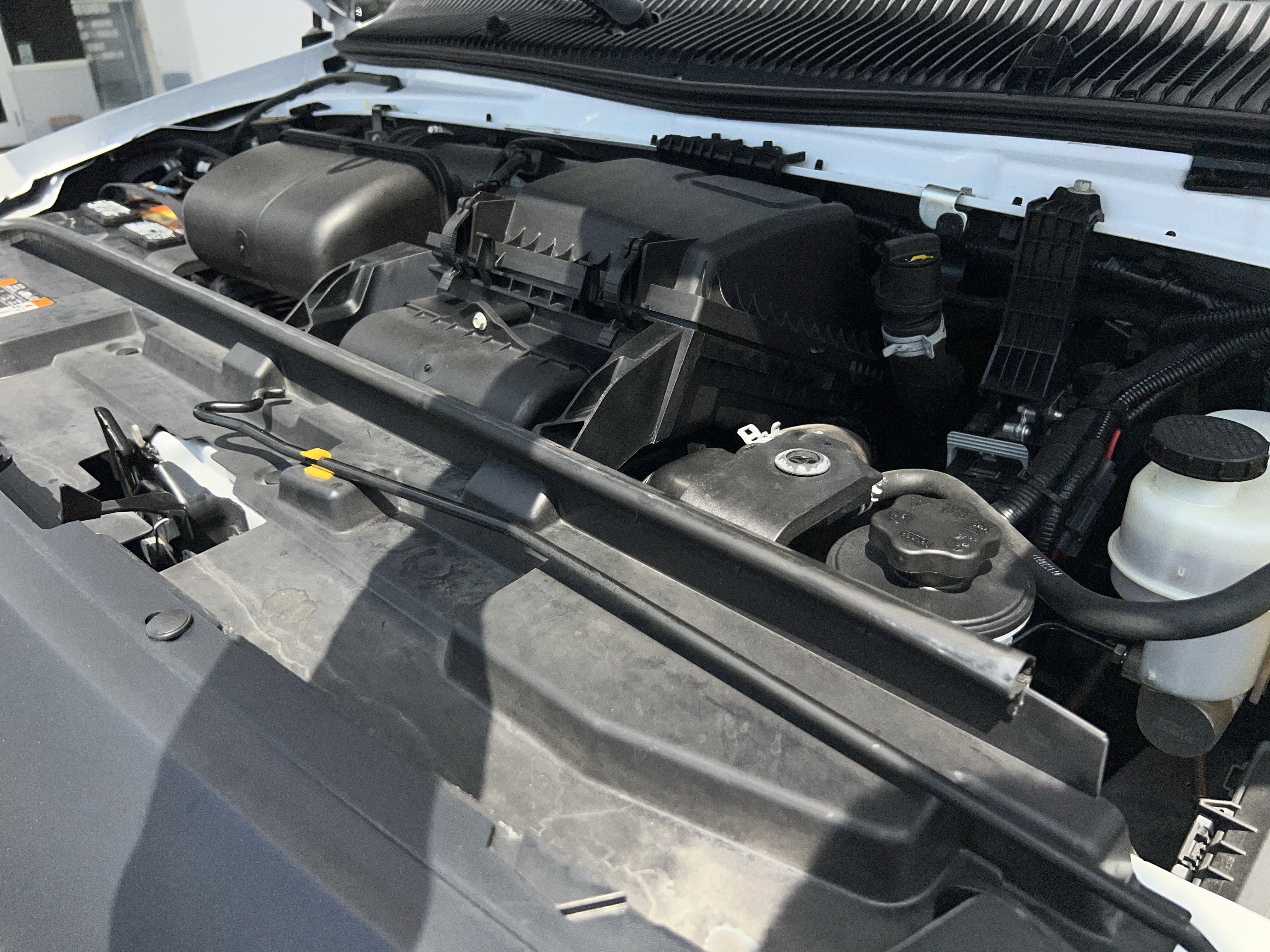 2023 Ford E-Series Cutaway Base