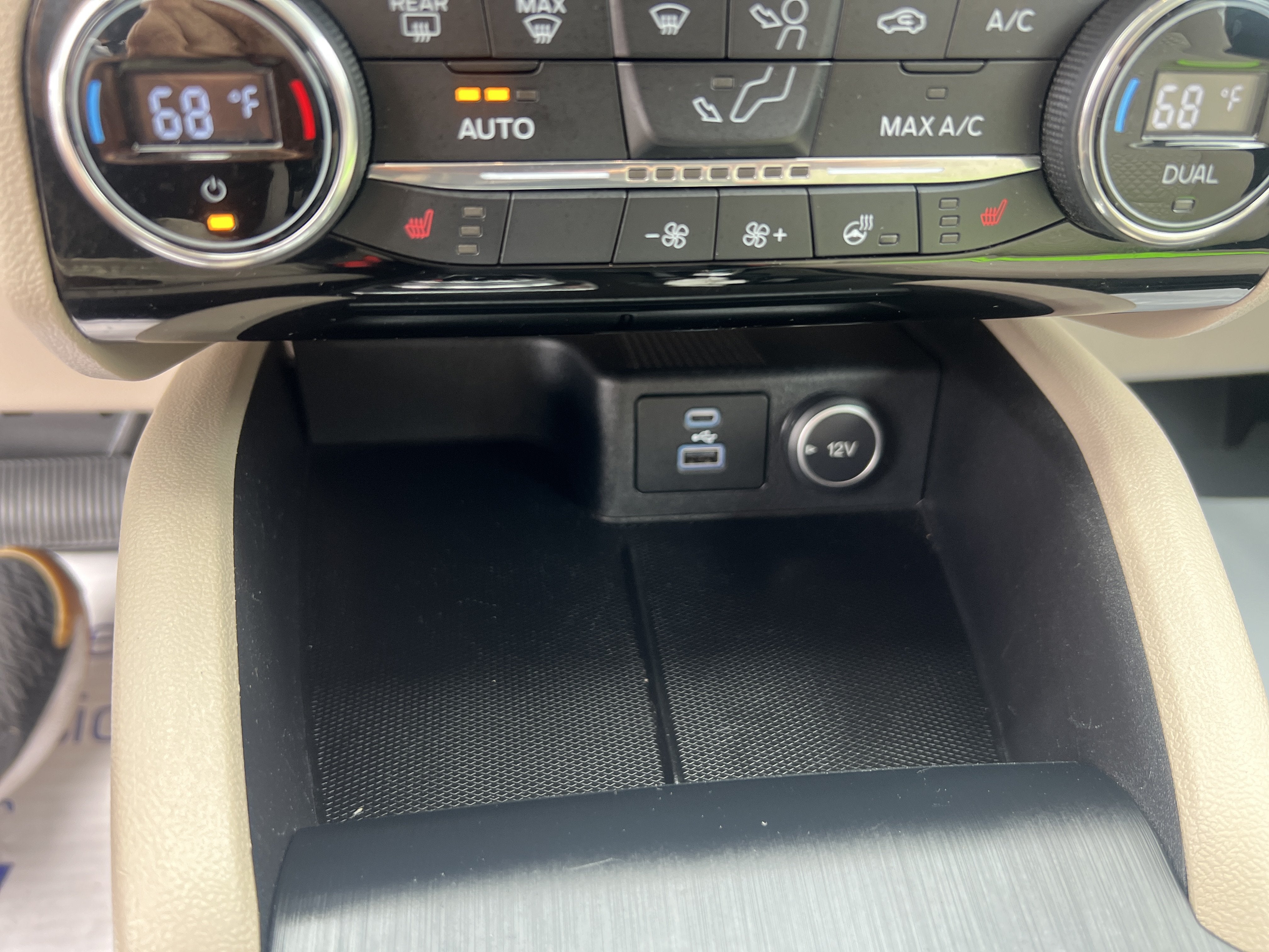 2021 Ford Escape SE Hybrid