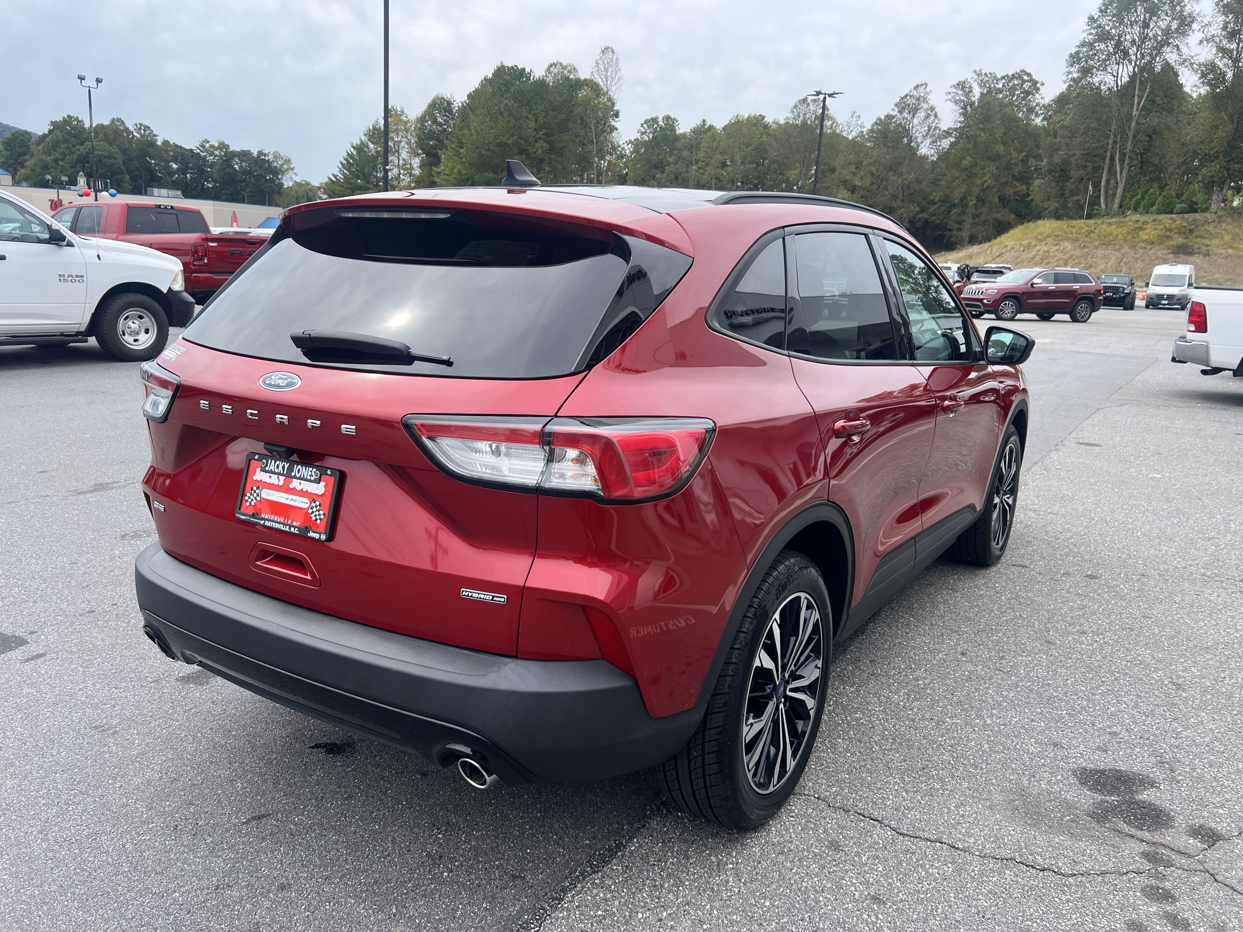 2021 Ford Escape SE Hybrid