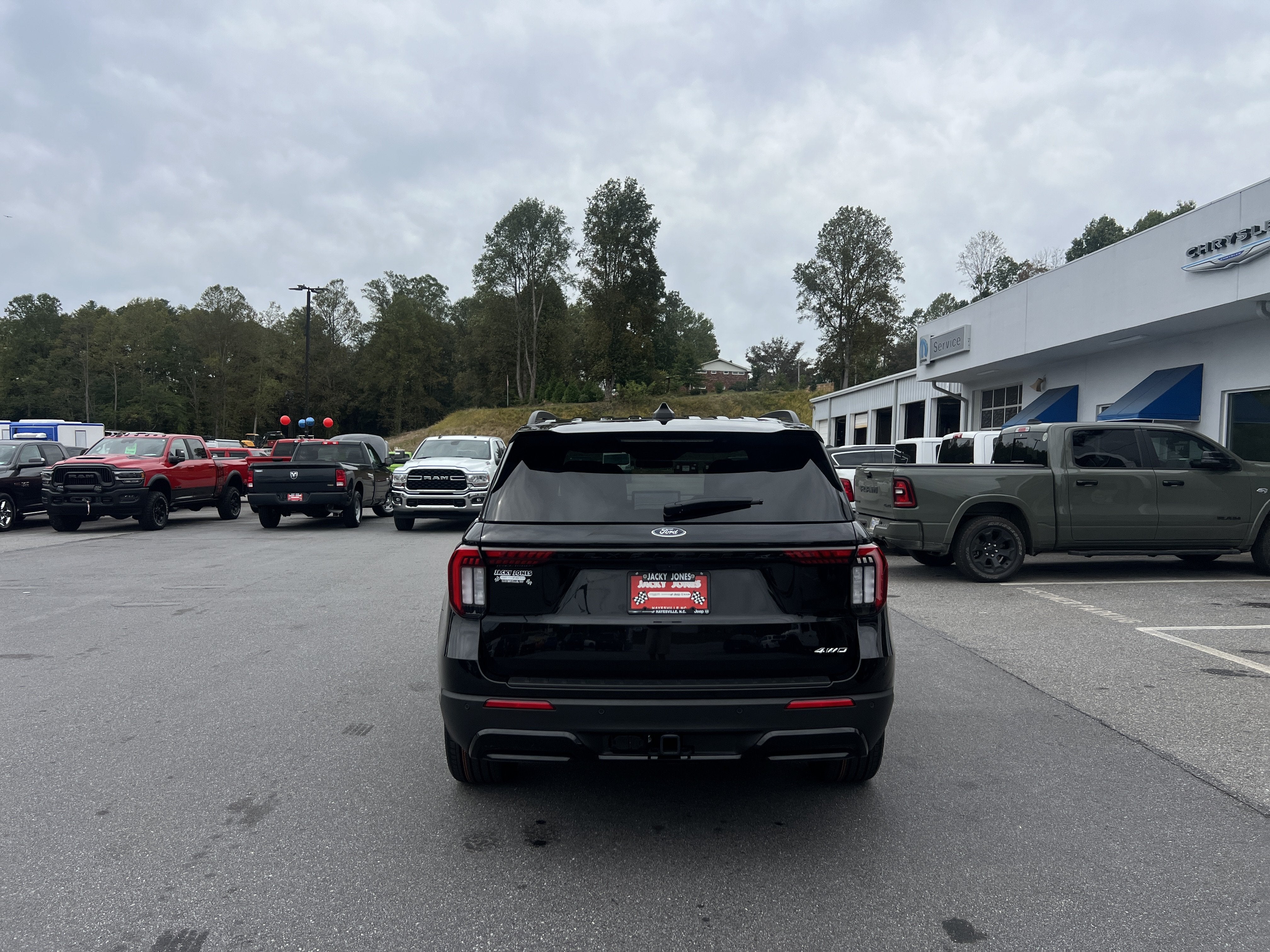 2025 Ford Explorer ST-Line
