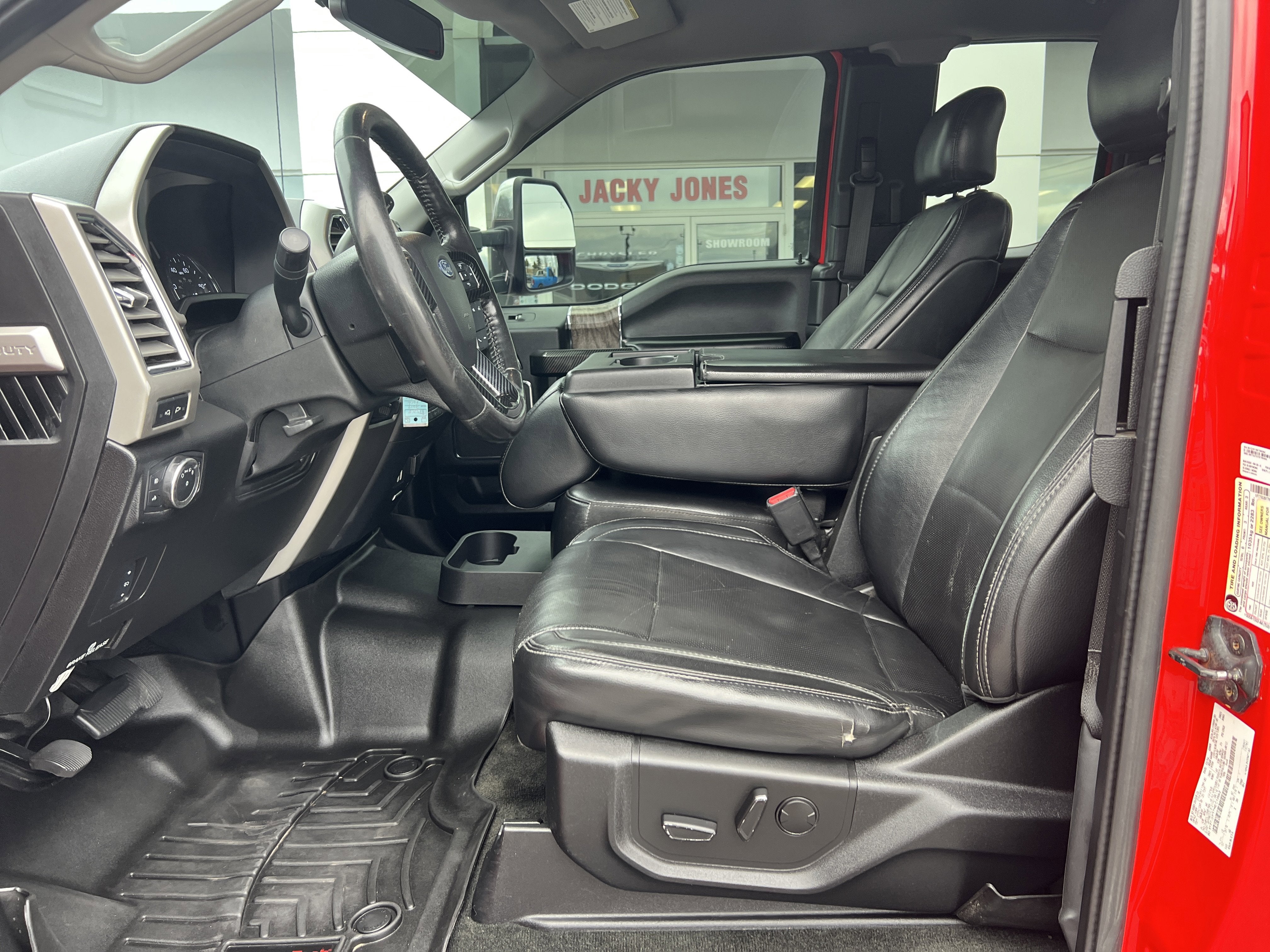 2017 Ford Super Duty F-250 SRW Lariat