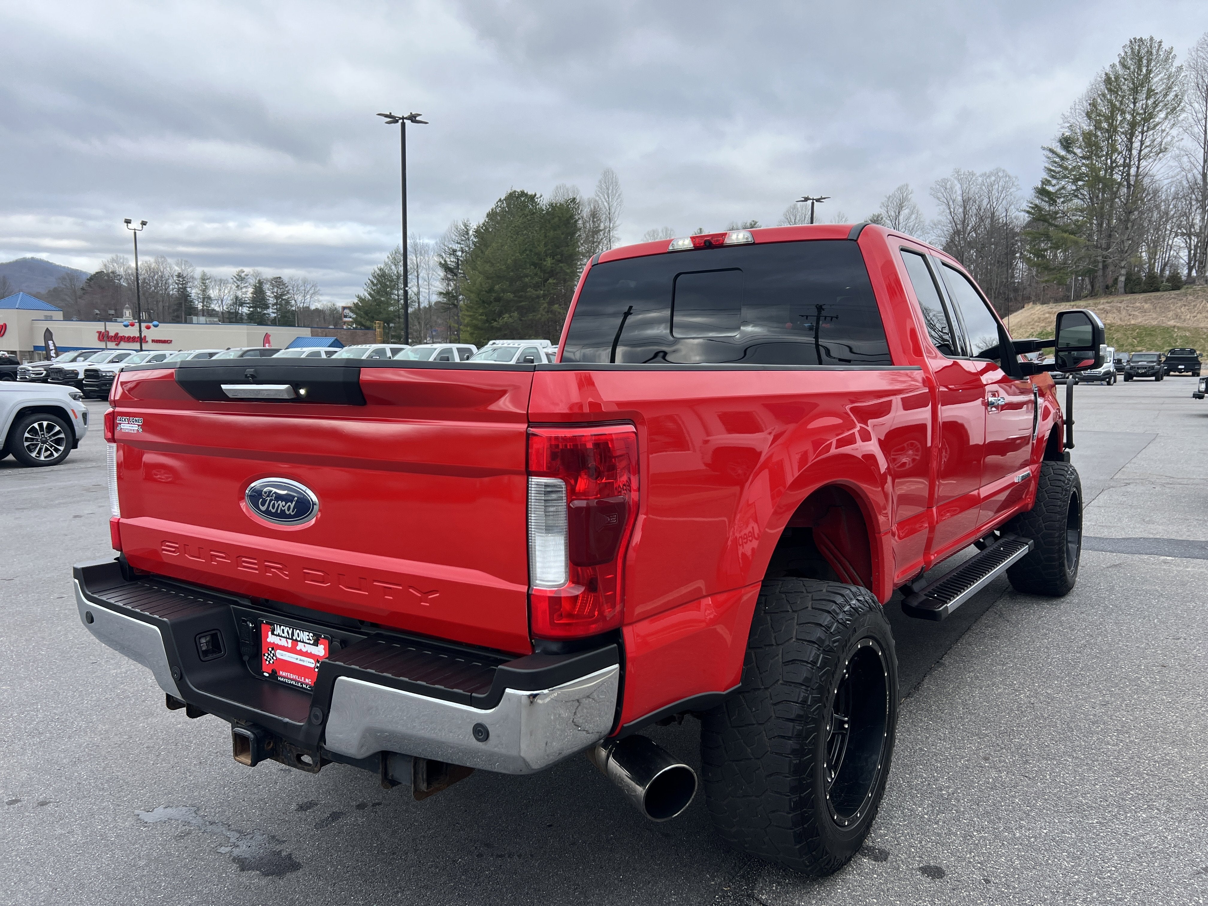 2017 Ford Super Duty F-250 SRW Lariat