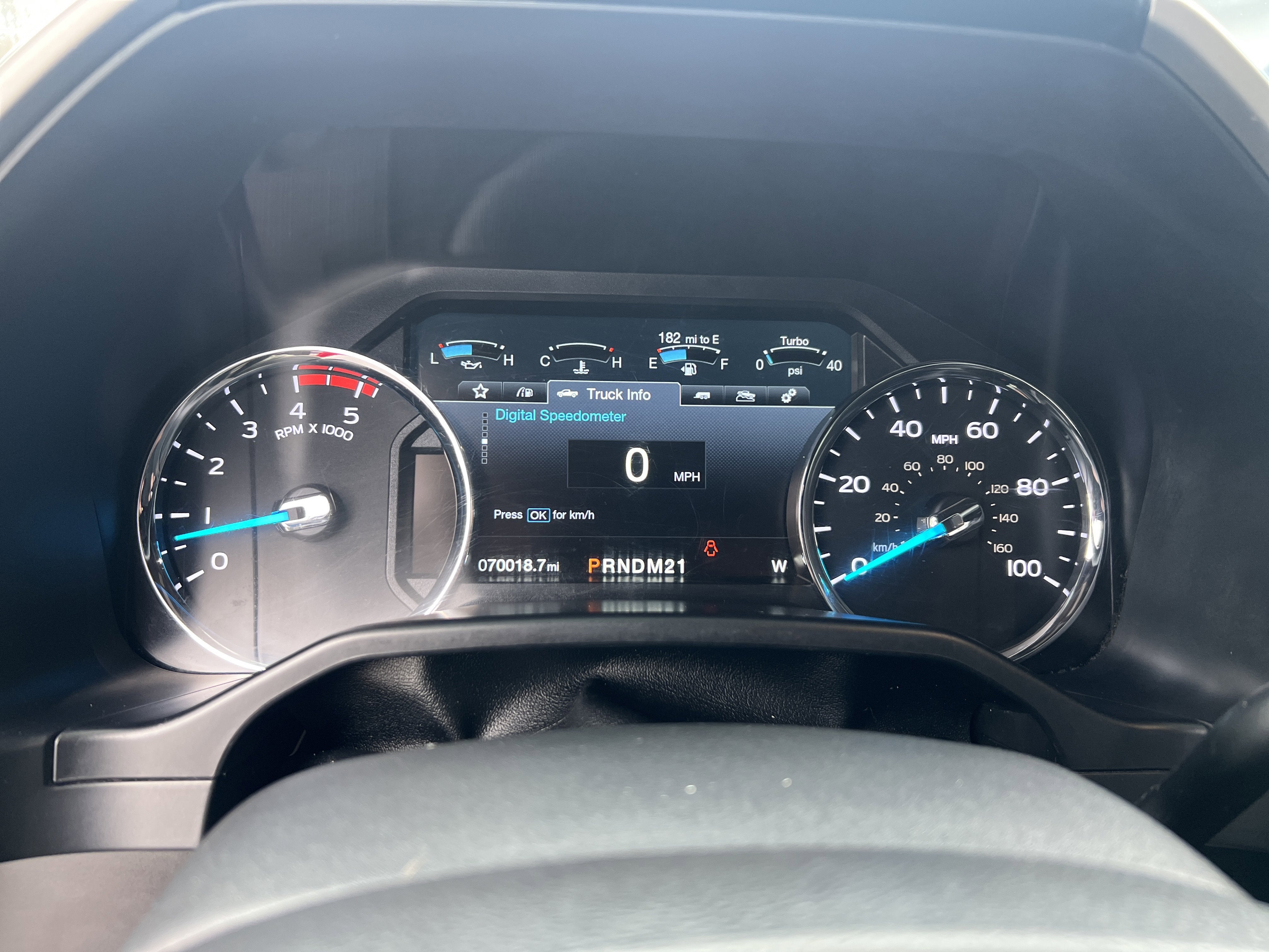 2017 Ford Super Duty F-250 SRW Lariat