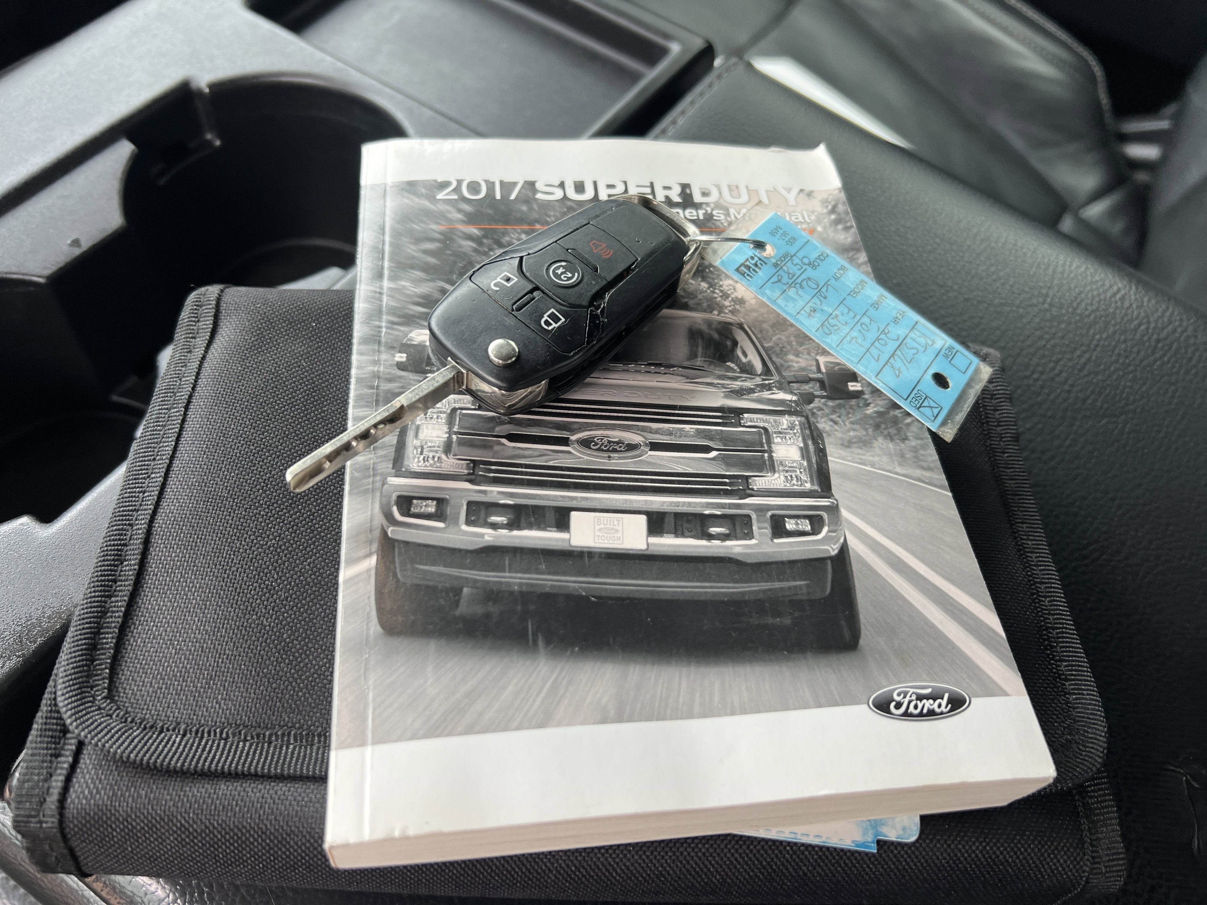 2017 Ford Super Duty F-250 SRW Lariat