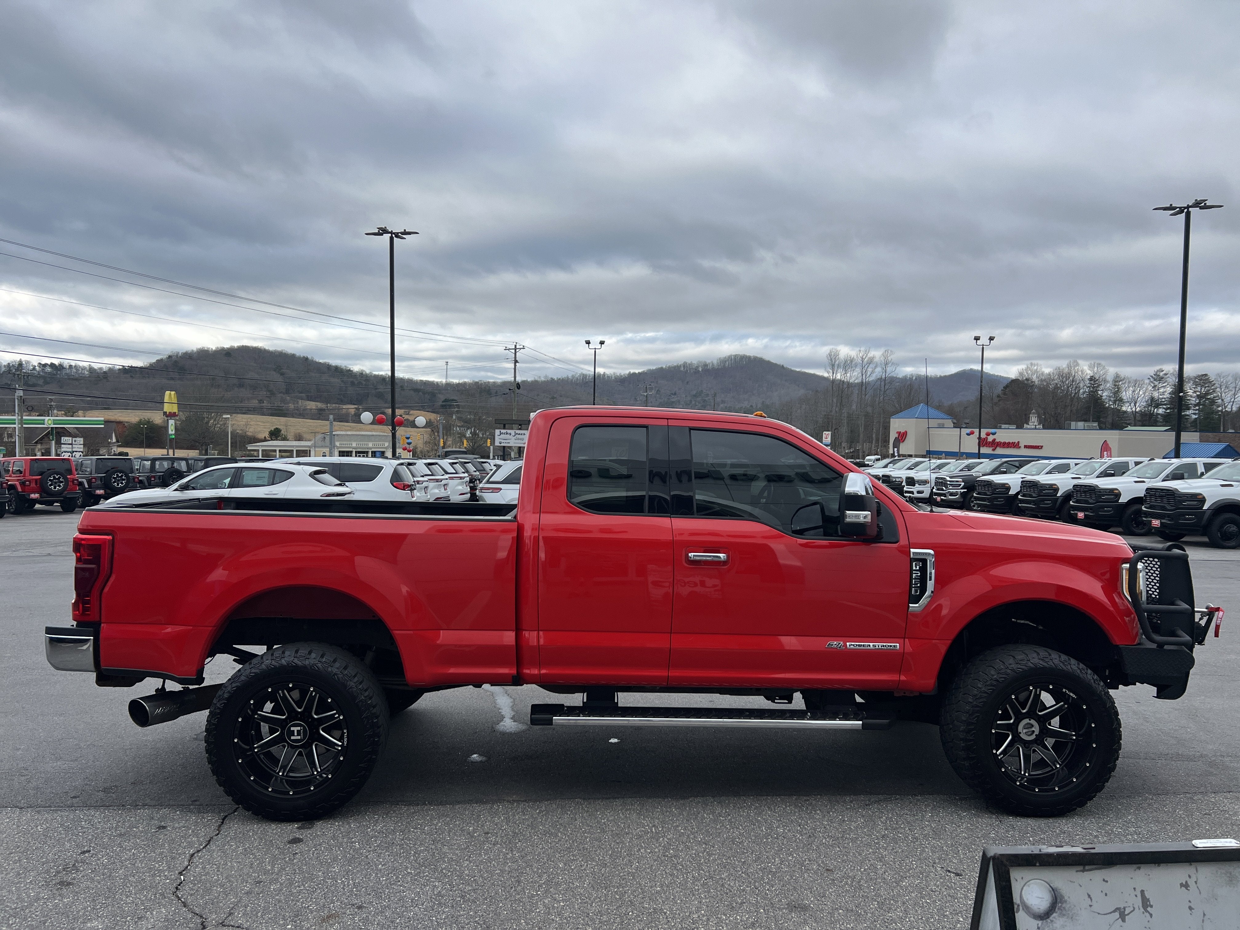 2017 Ford Super Duty F-250 SRW Lariat