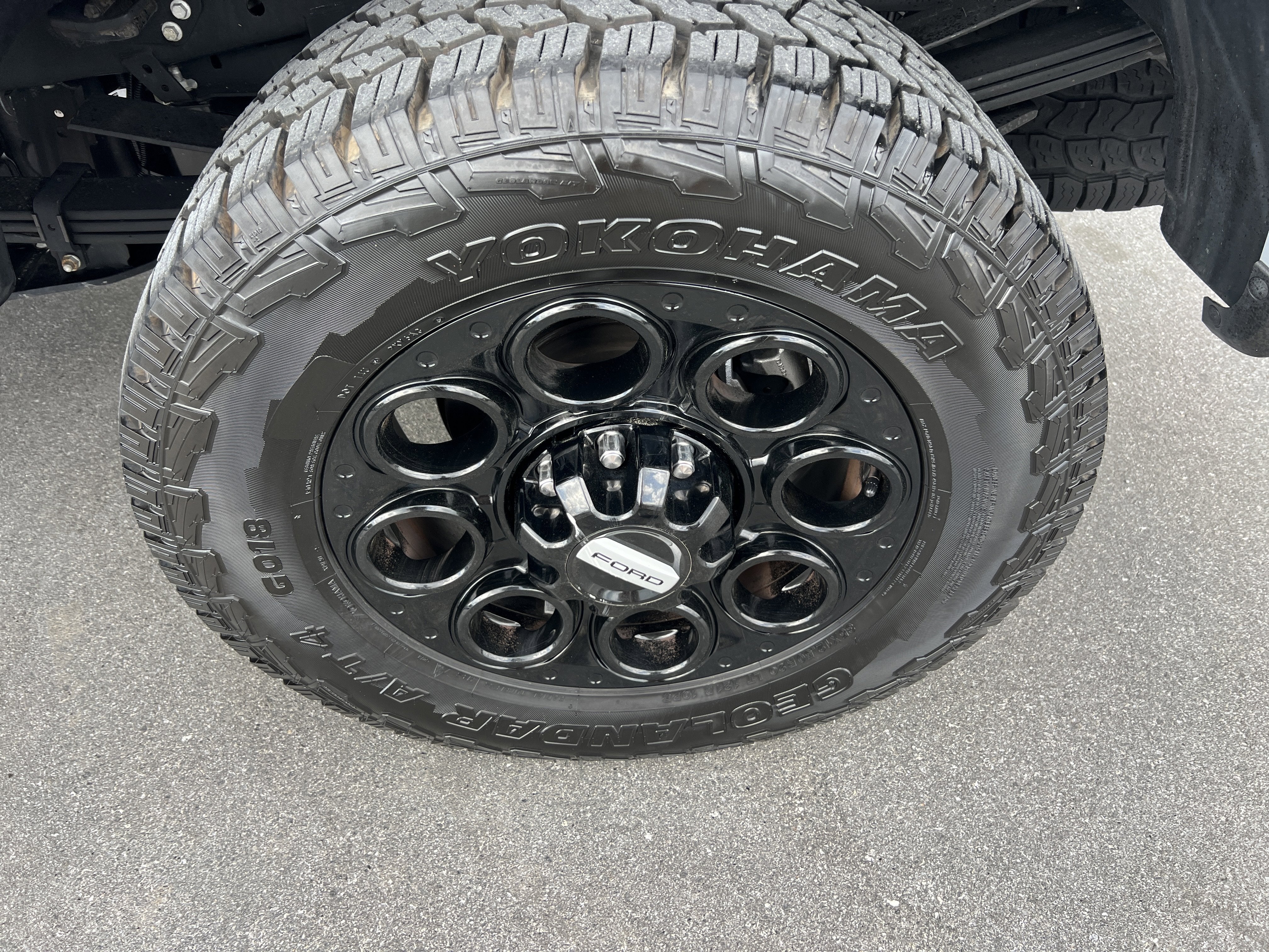 2024 Ford Super Duty F-350 SRW LARIAT