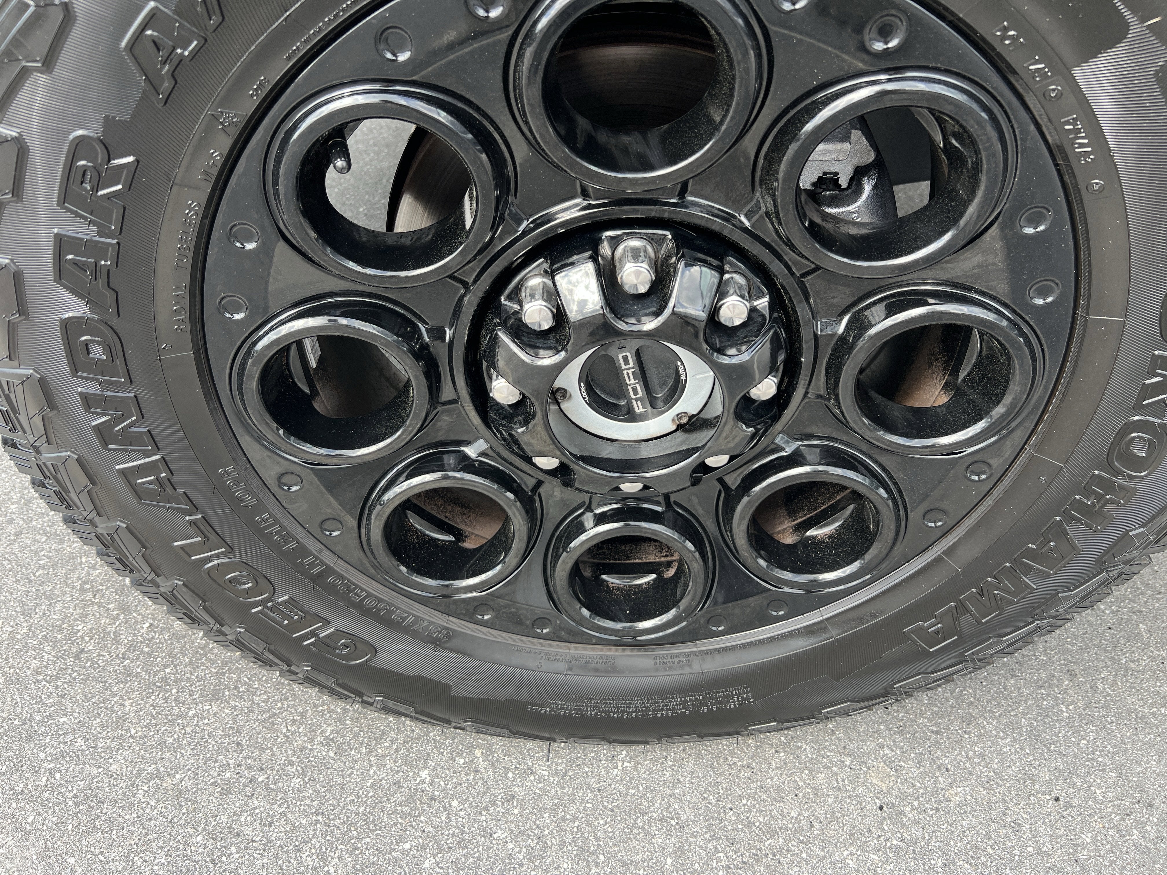 2024 Ford Super Duty F-350 SRW LARIAT