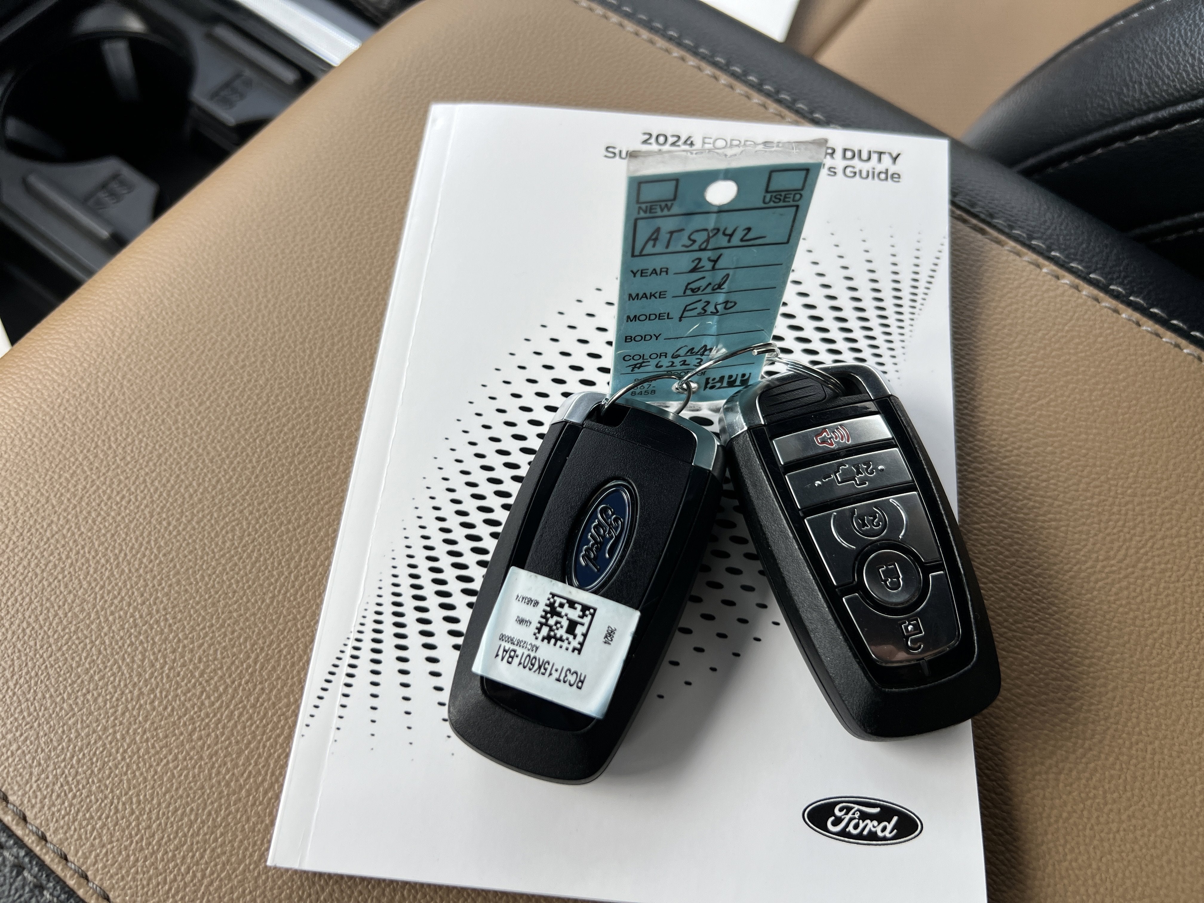 2024 Ford Super Duty F-350 SRW LARIAT