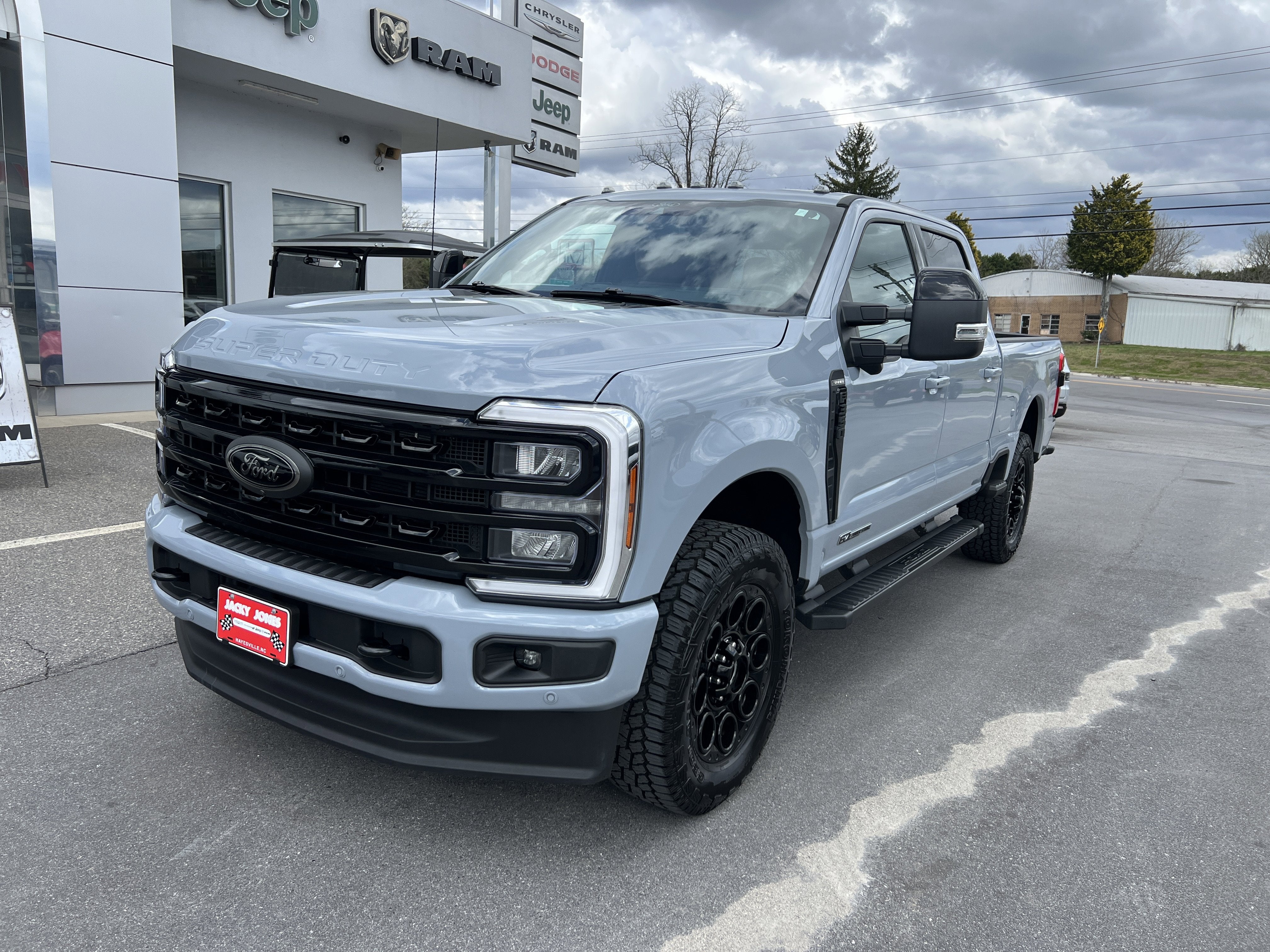 2024 Ford Super Duty F-350 SRW LARIAT