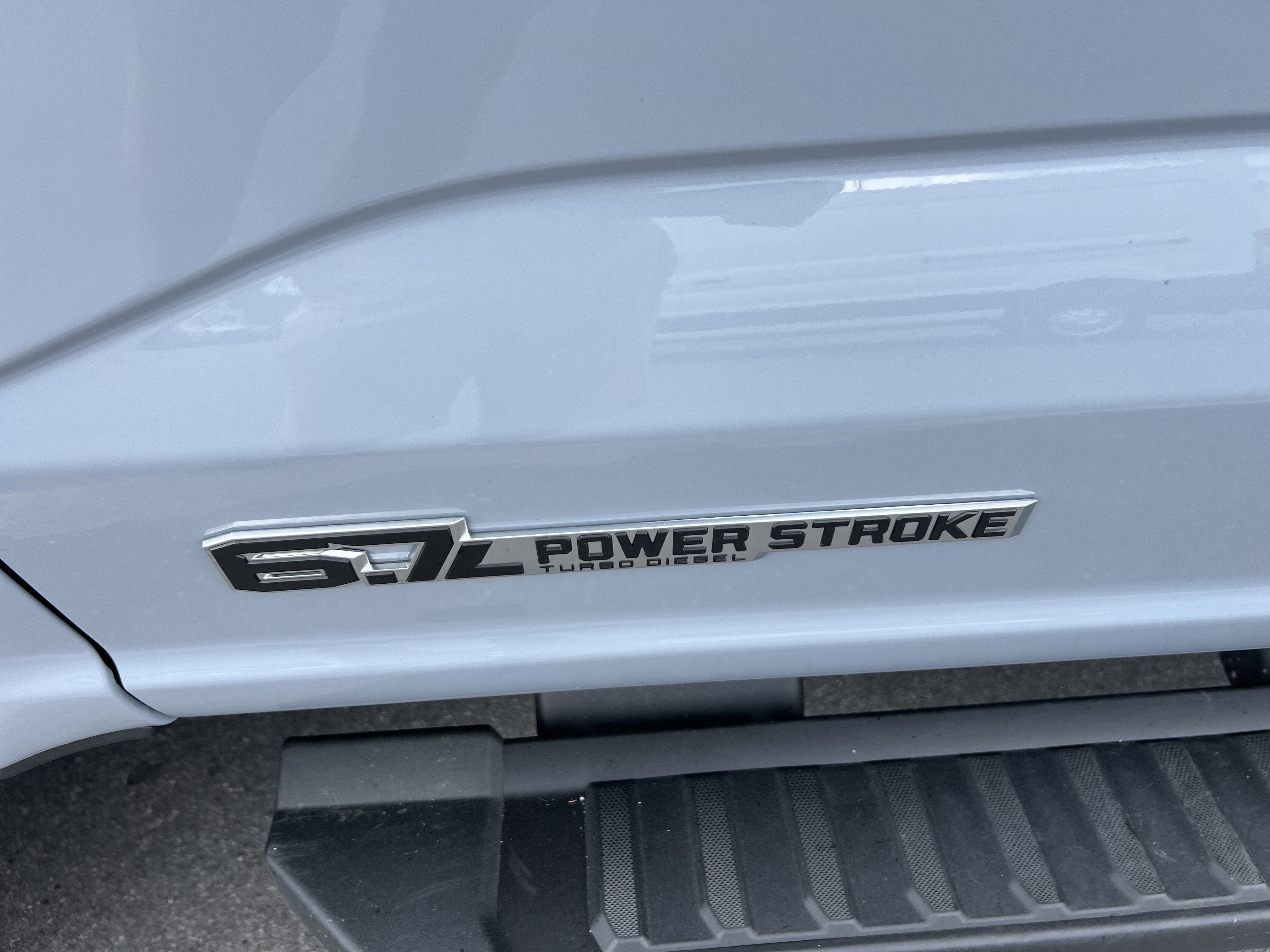 2024 Ford Super Duty F-350 SRW LARIAT