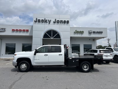 2024 Chevrolet Silverado 3500HD CC Work Truck