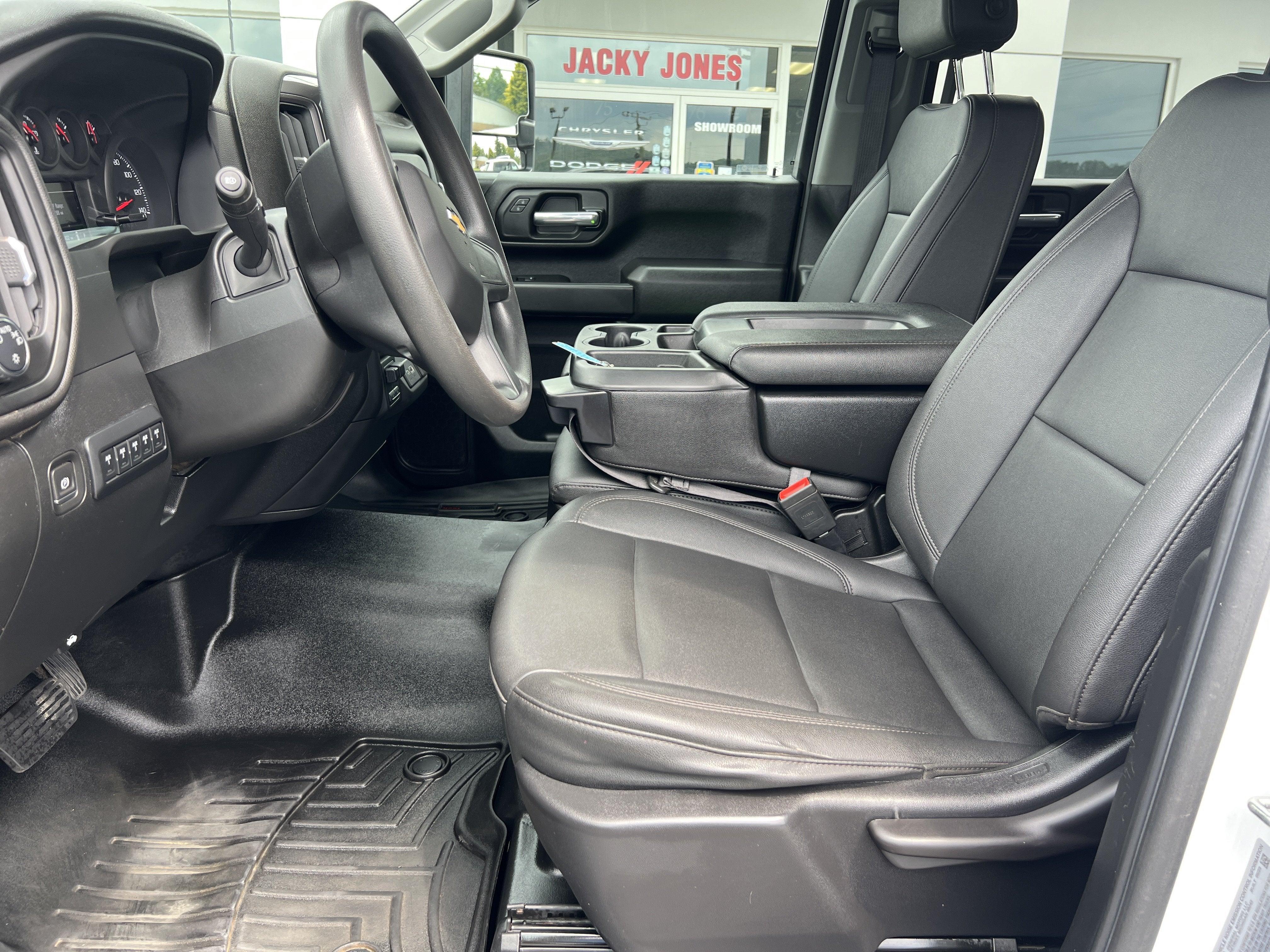 2024 Chevrolet Silverado 3500HD CC Work Truck