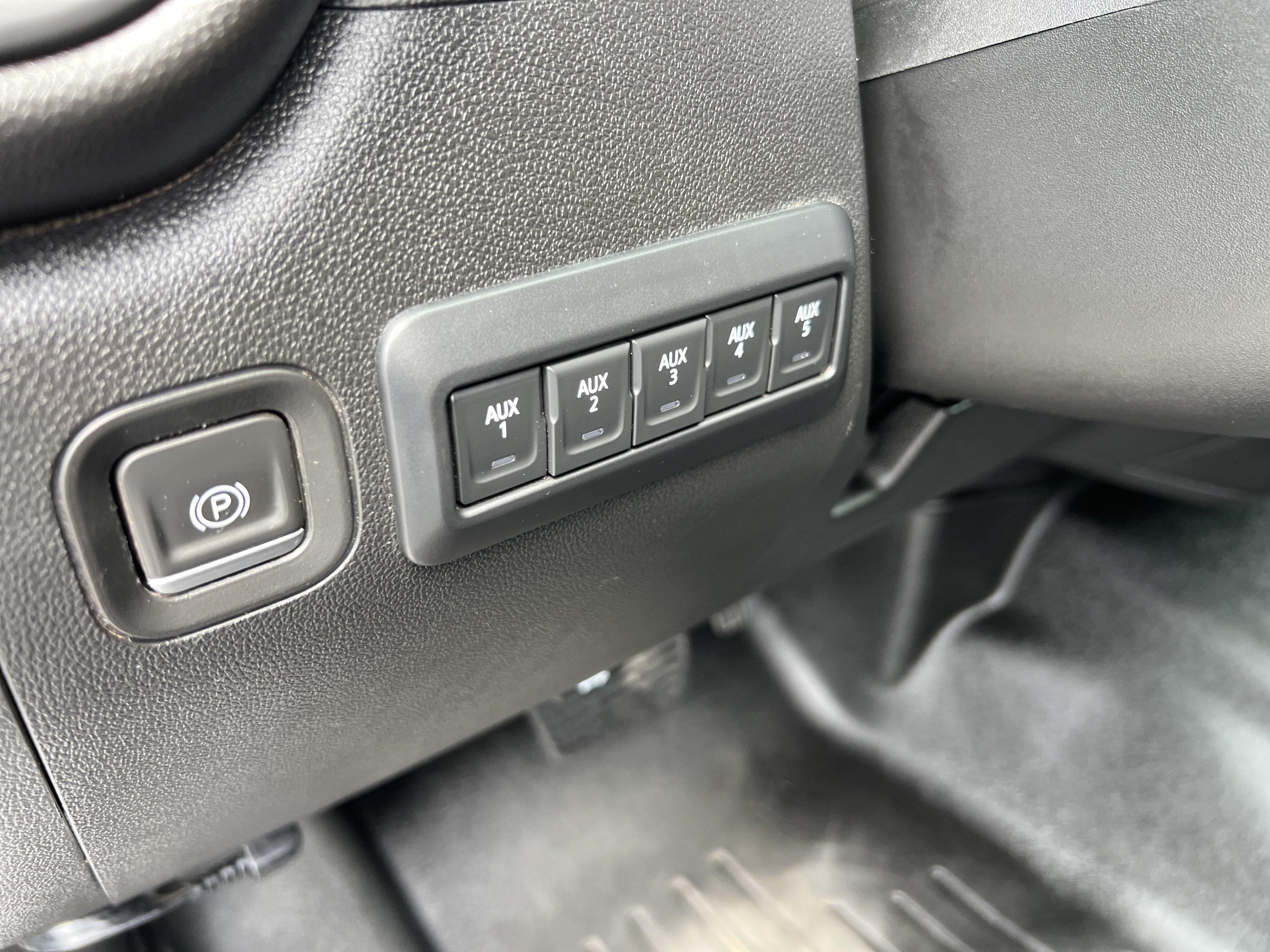 2024 Chevrolet Silverado 3500HD CC Work Truck