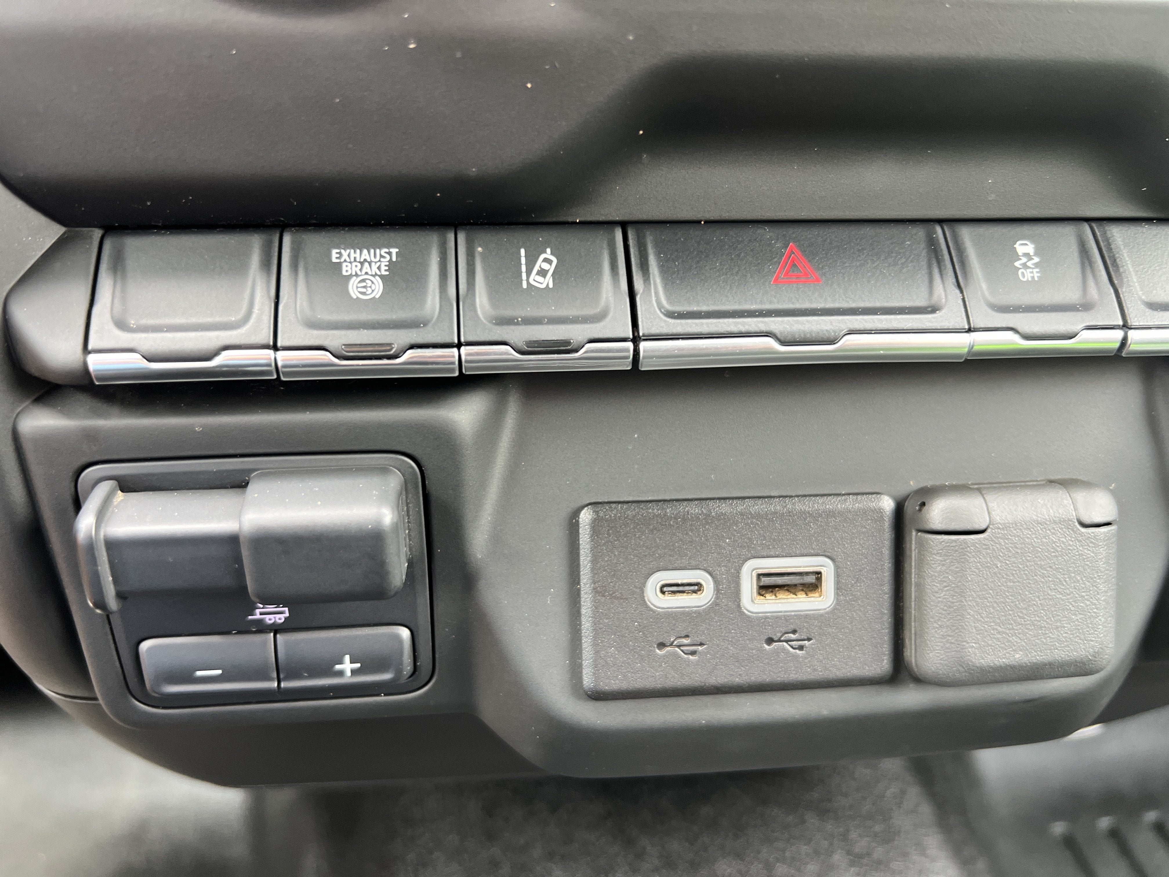 2024 Chevrolet Silverado 3500HD CC Work Truck