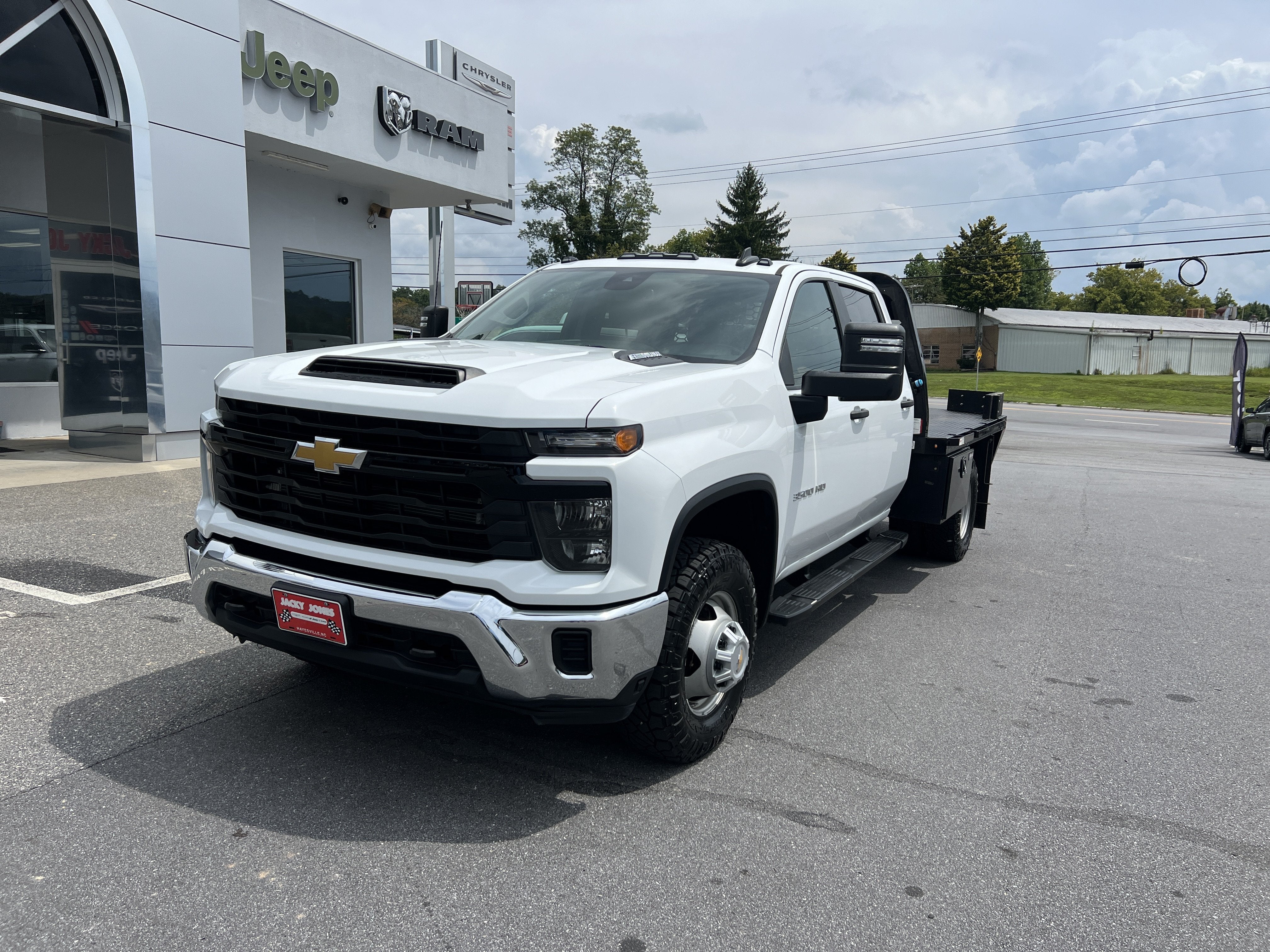 2024 Chevrolet Silverado 3500HD CC Work Truck