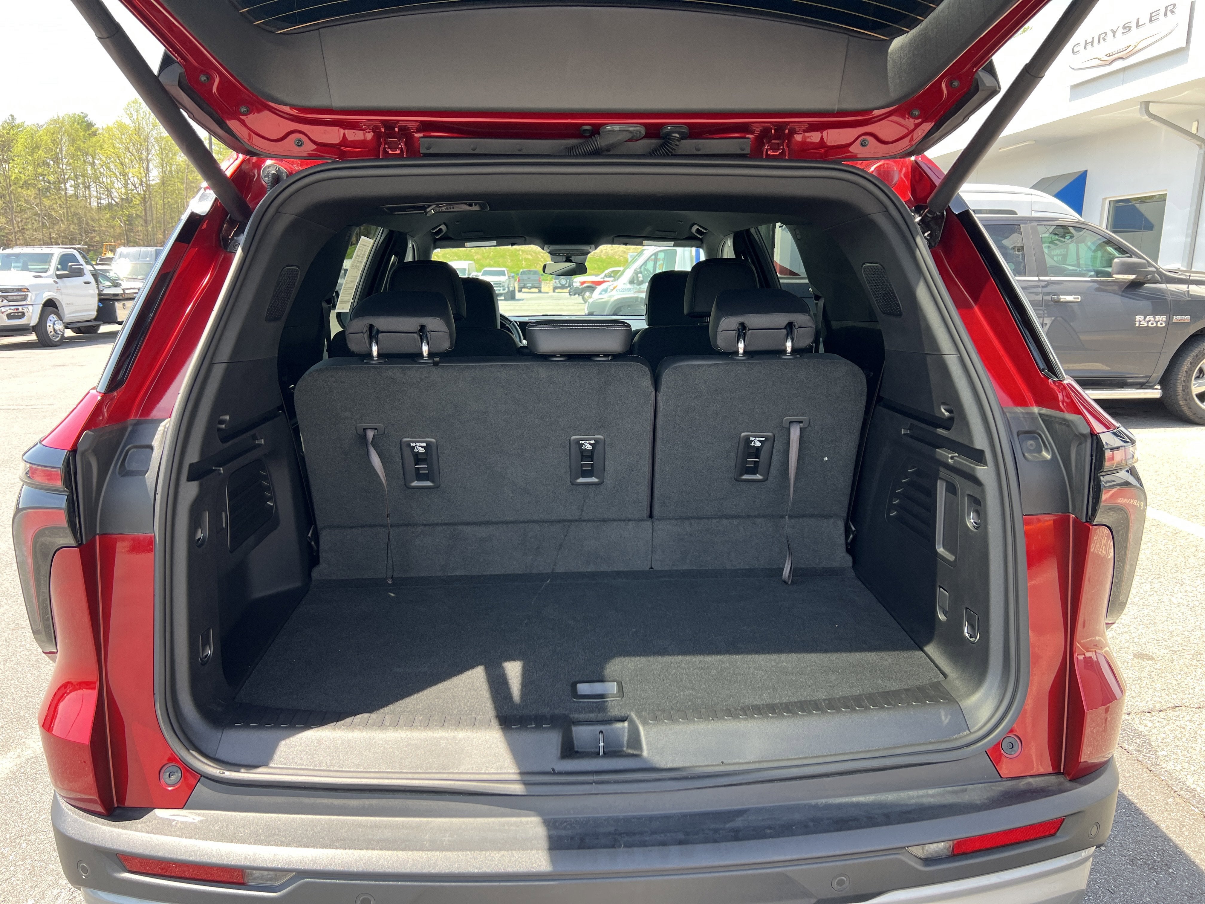 2024 Chevrolet Traverse FWD LT