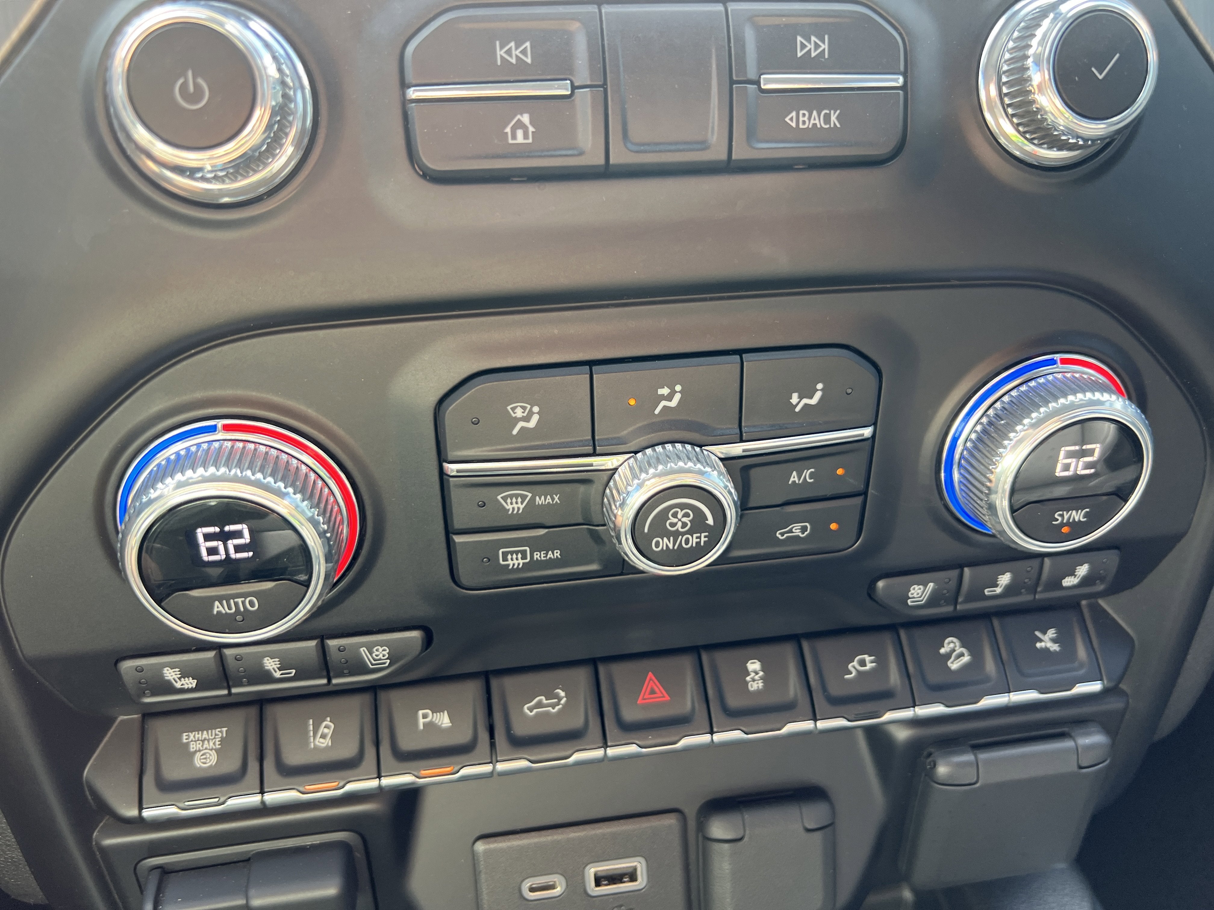 2023 GMC Sierra 2500HD Denali