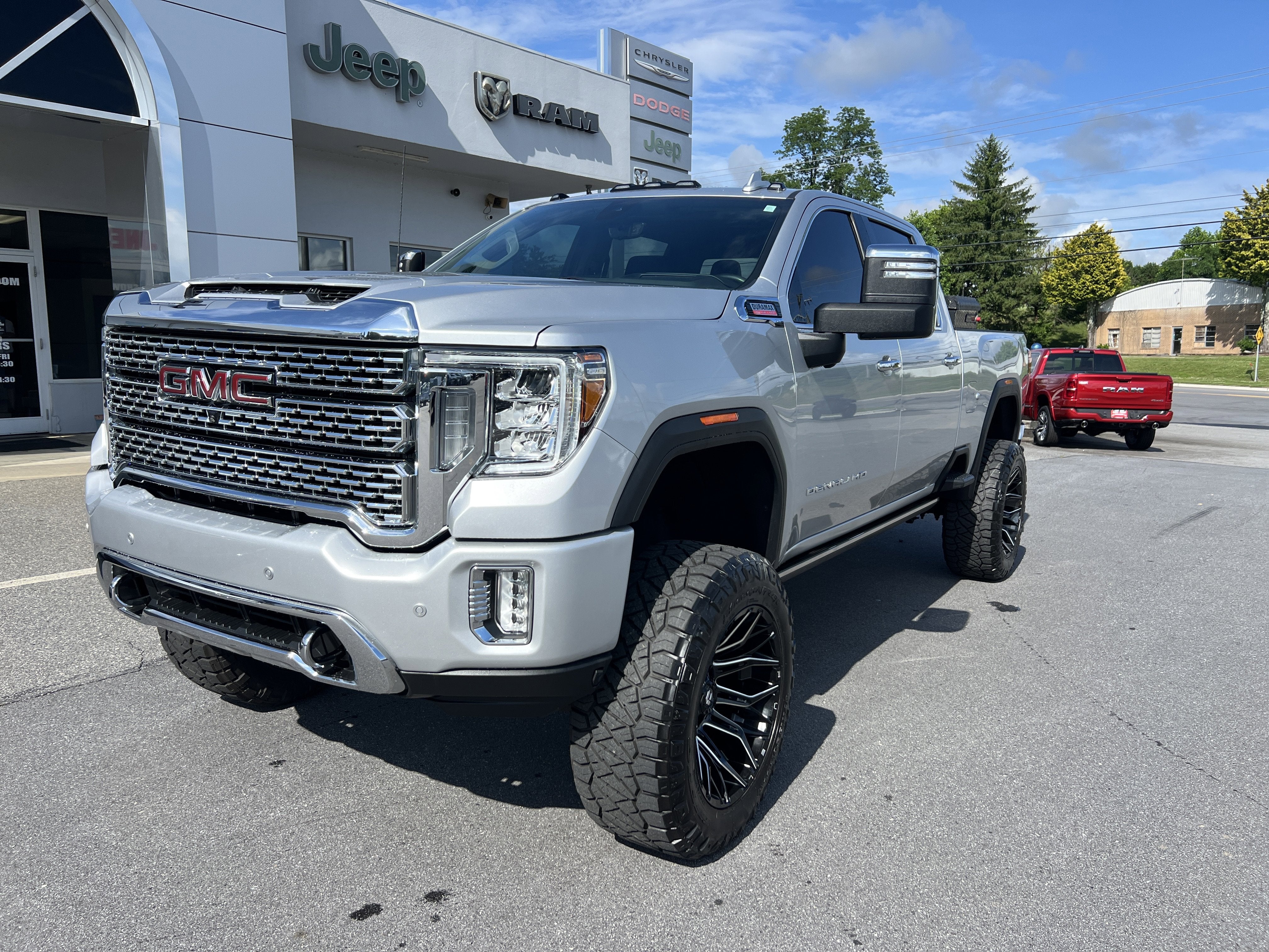 2023 GMC Sierra 2500HD Denali