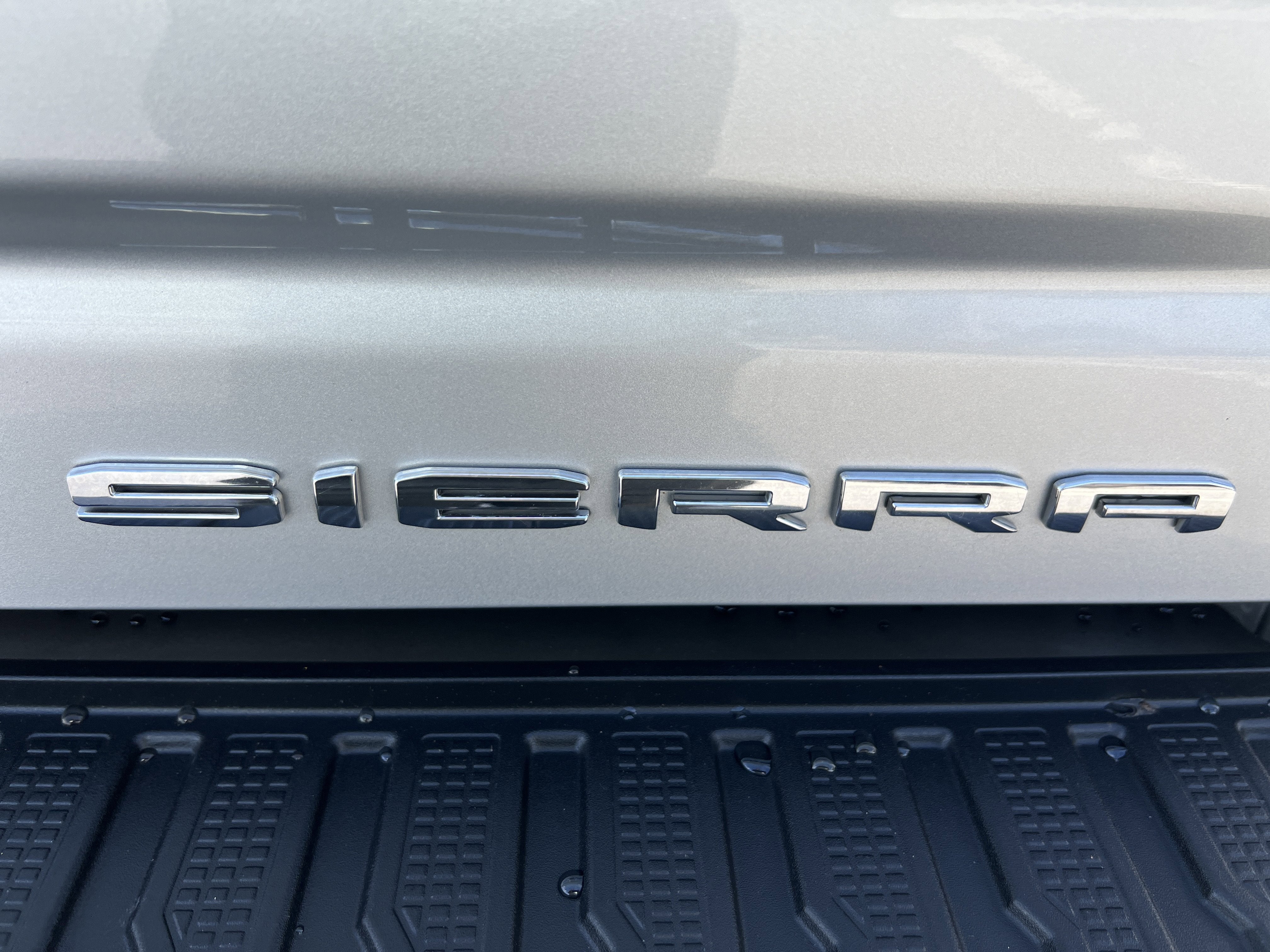 2023 GMC Sierra 2500HD Denali
