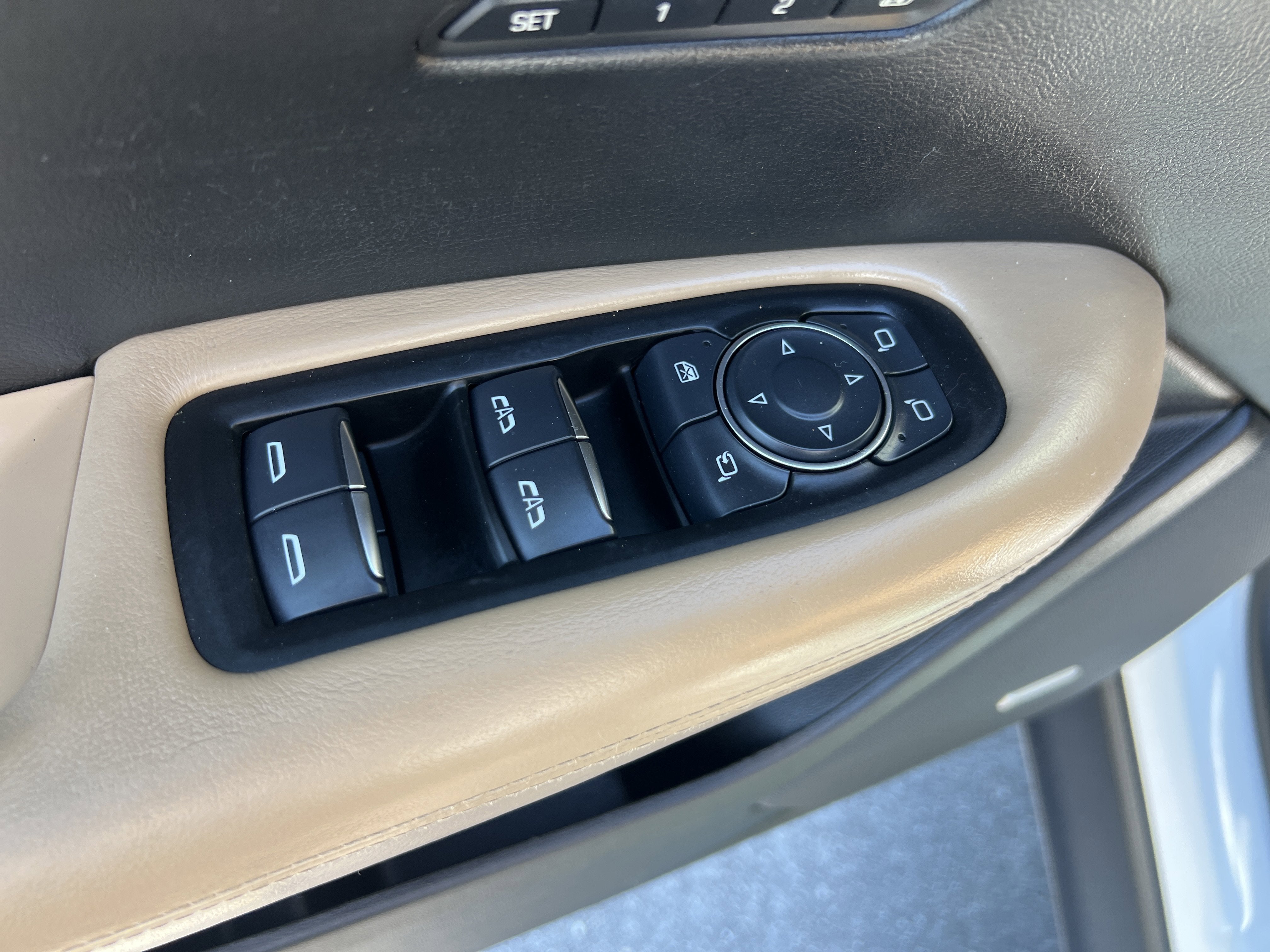 2017 Cadillac XT5 Platinum AWD