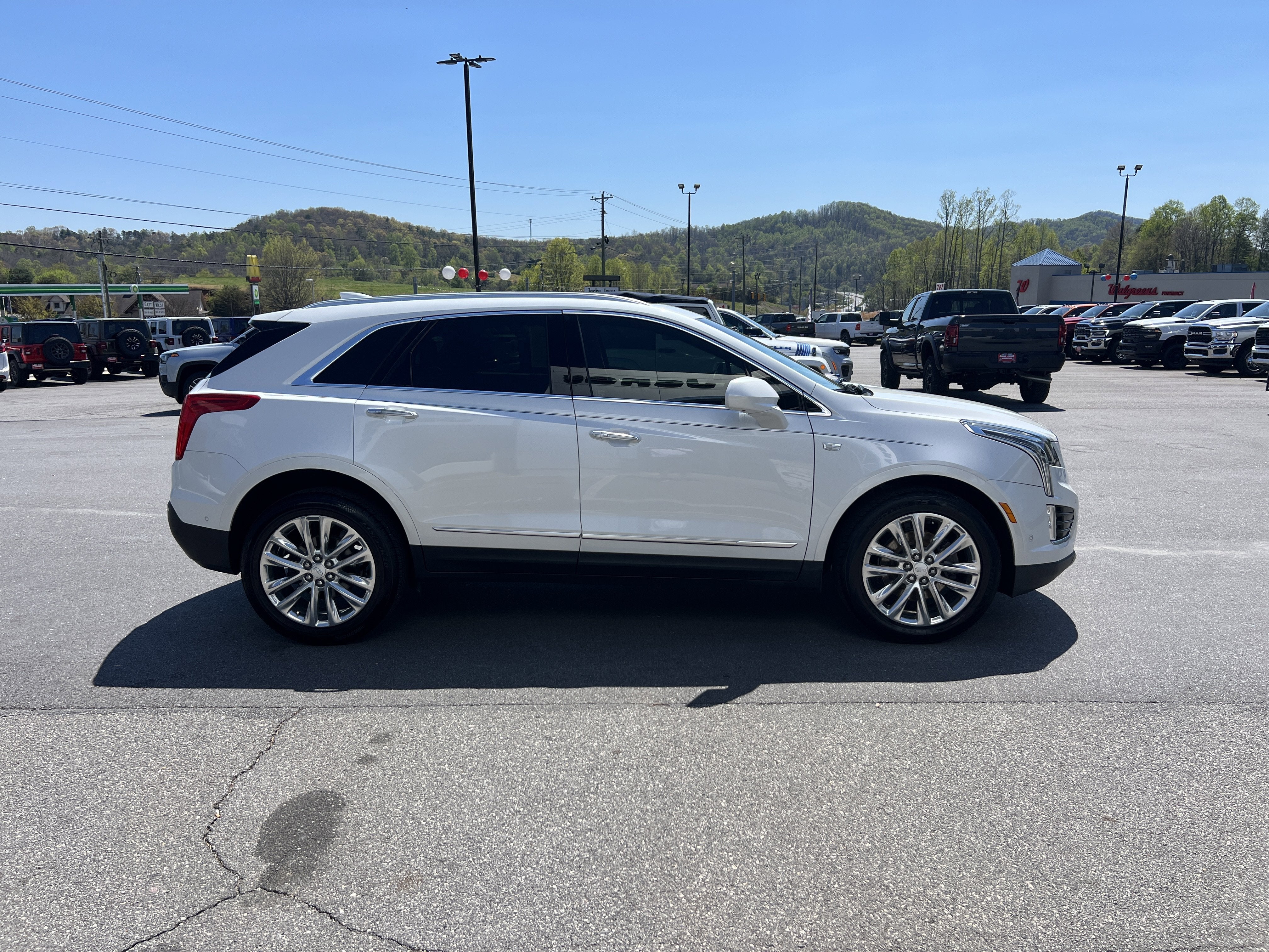 2017 Cadillac XT5 Platinum AWD