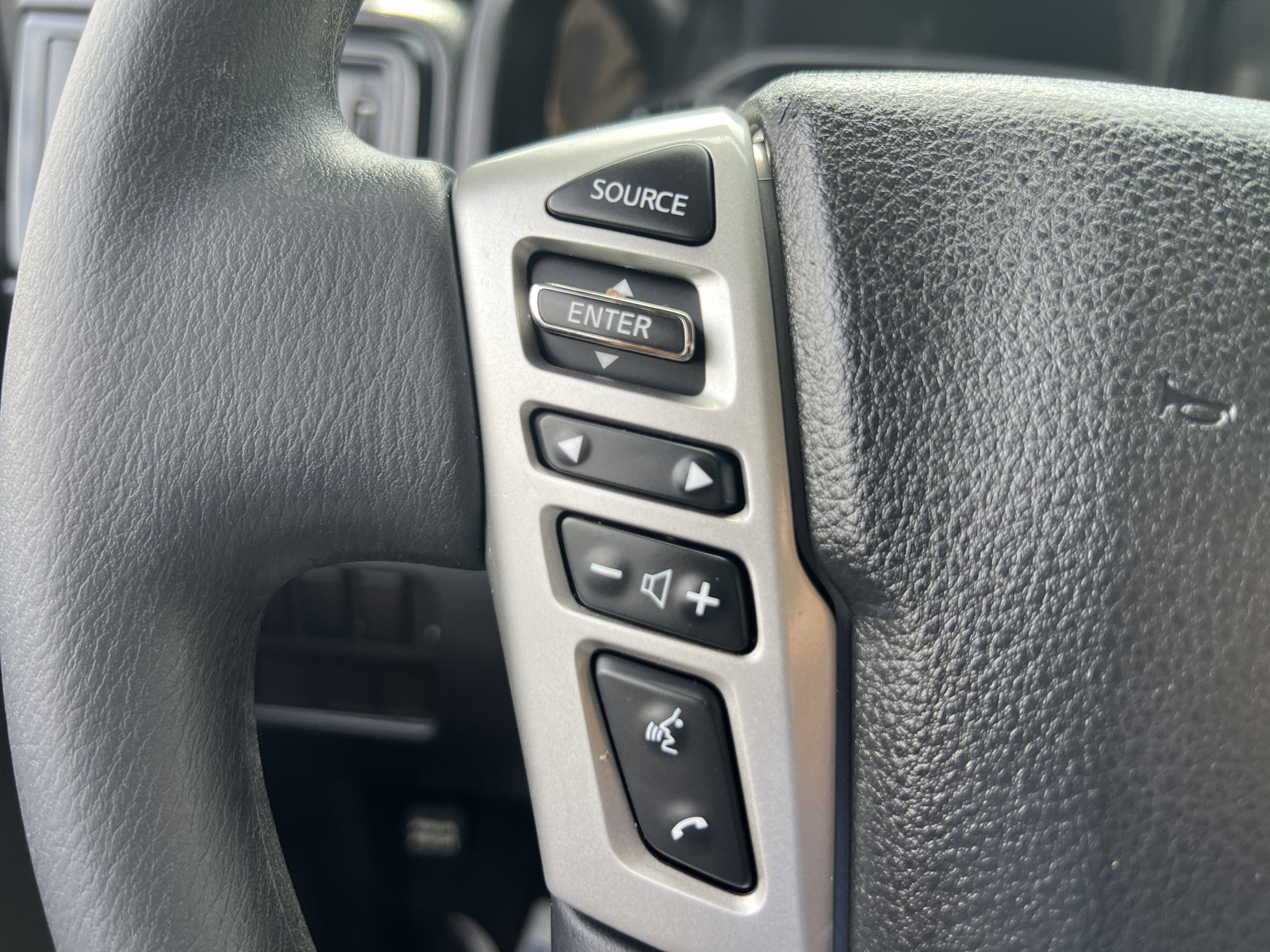 2021 Nissan Titan S