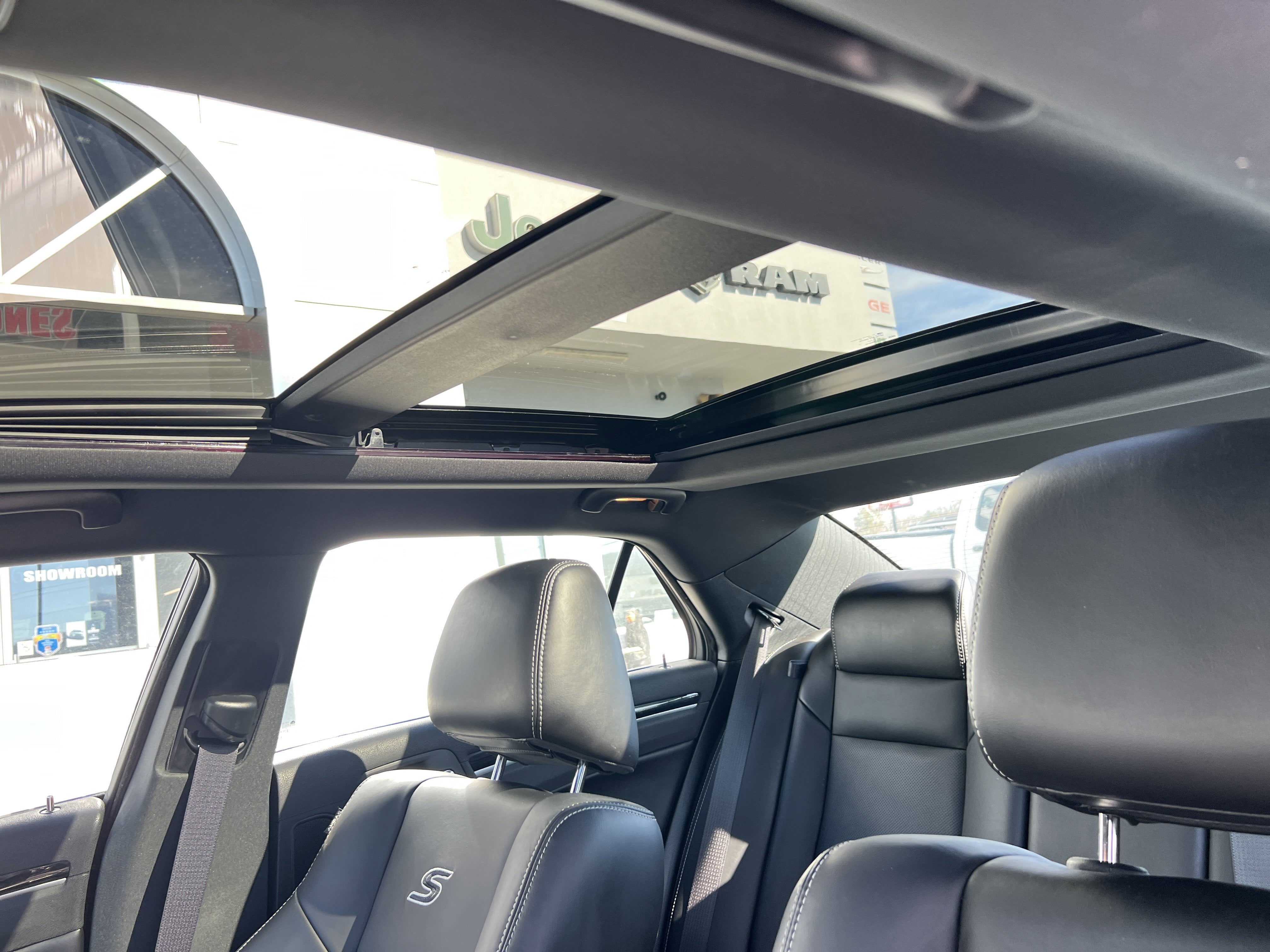 2023 Chrysler 300 300S