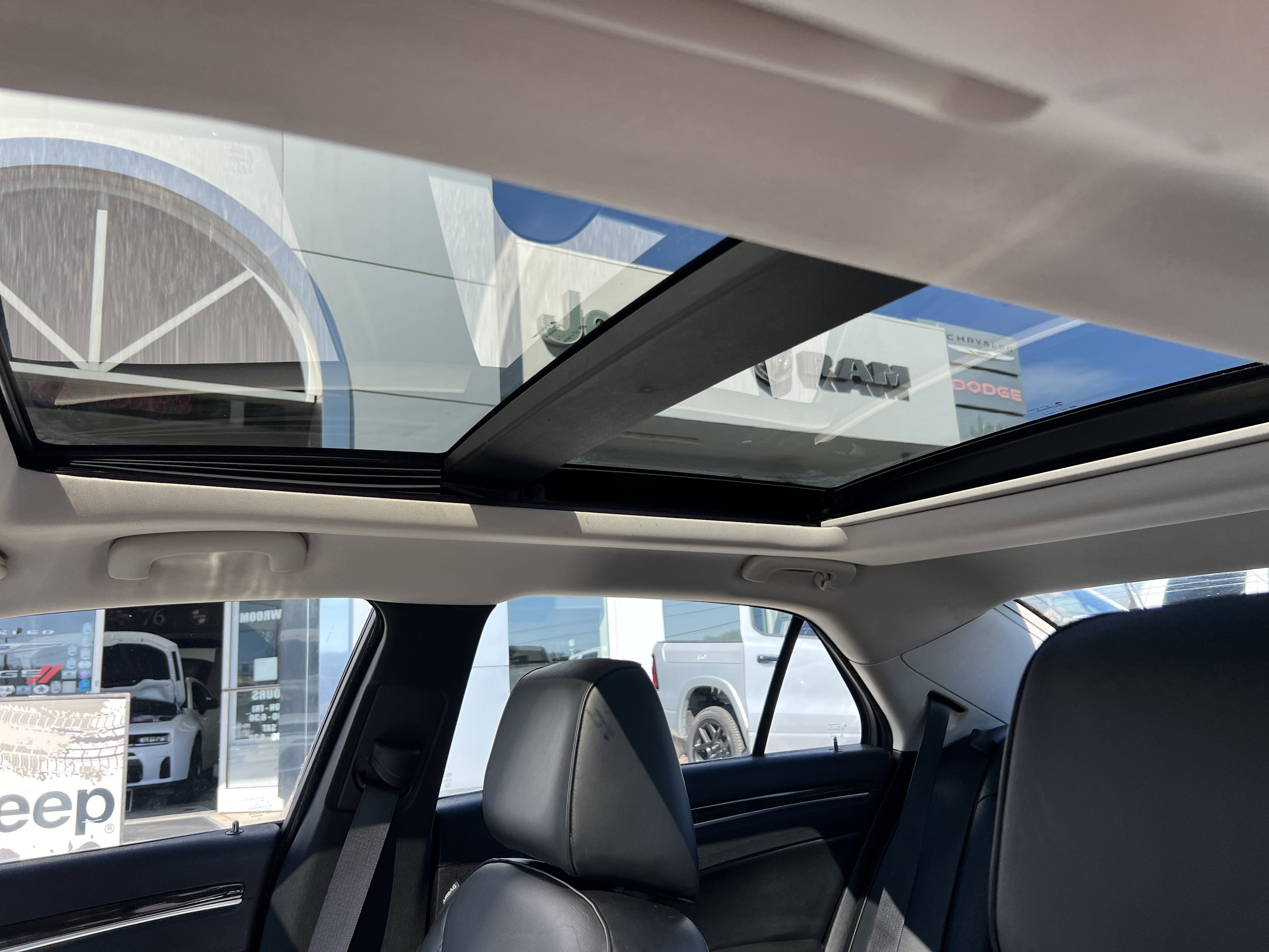 2015 Chrysler 300 300C